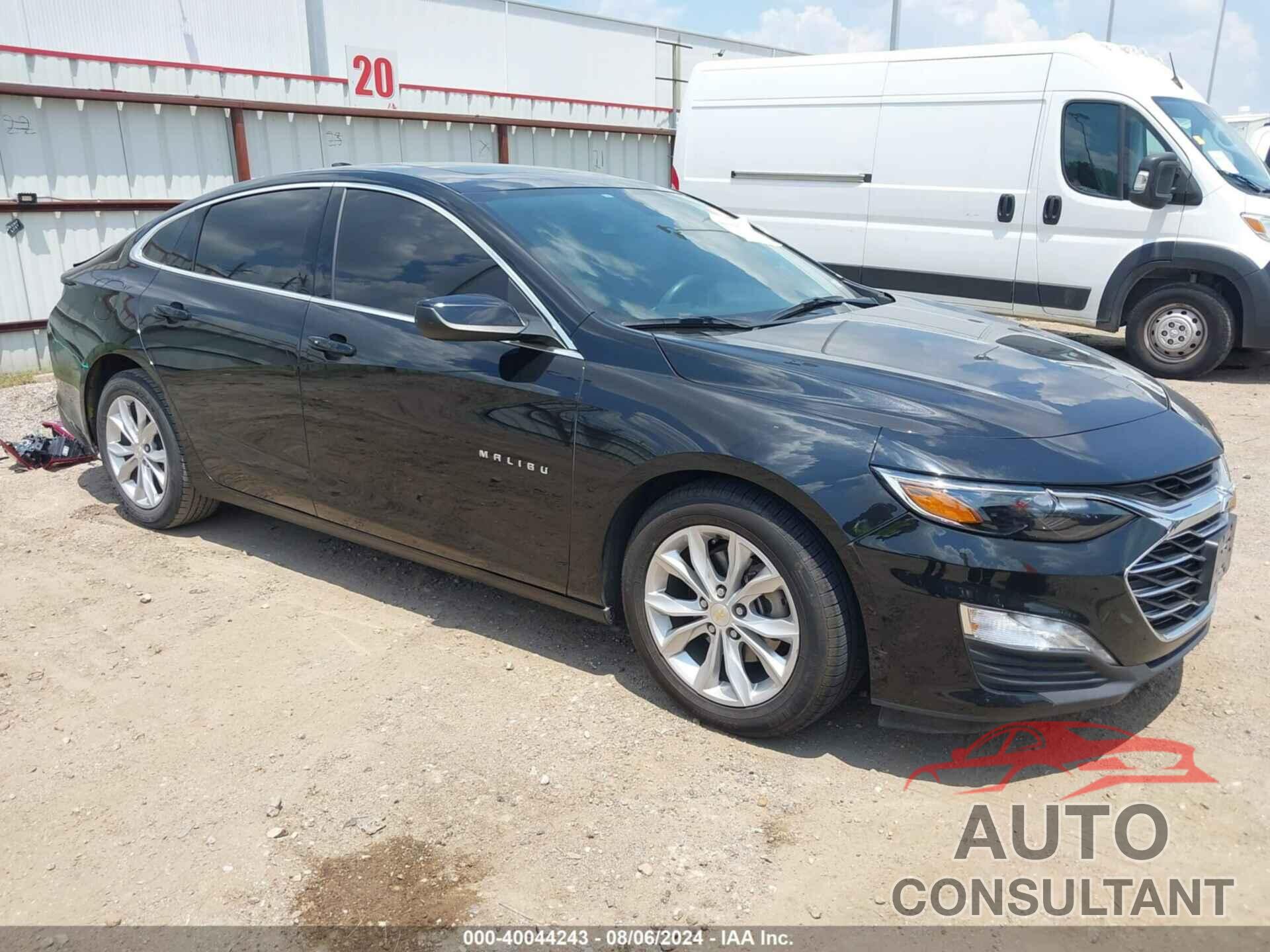 CHEVROLET MALIBU 2022 - 1G1ZD5STXNF127917