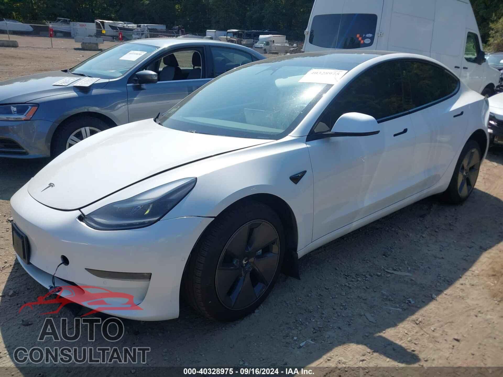 TESLA MODEL 3 2021 - 5YJ3E1EB5MF960596