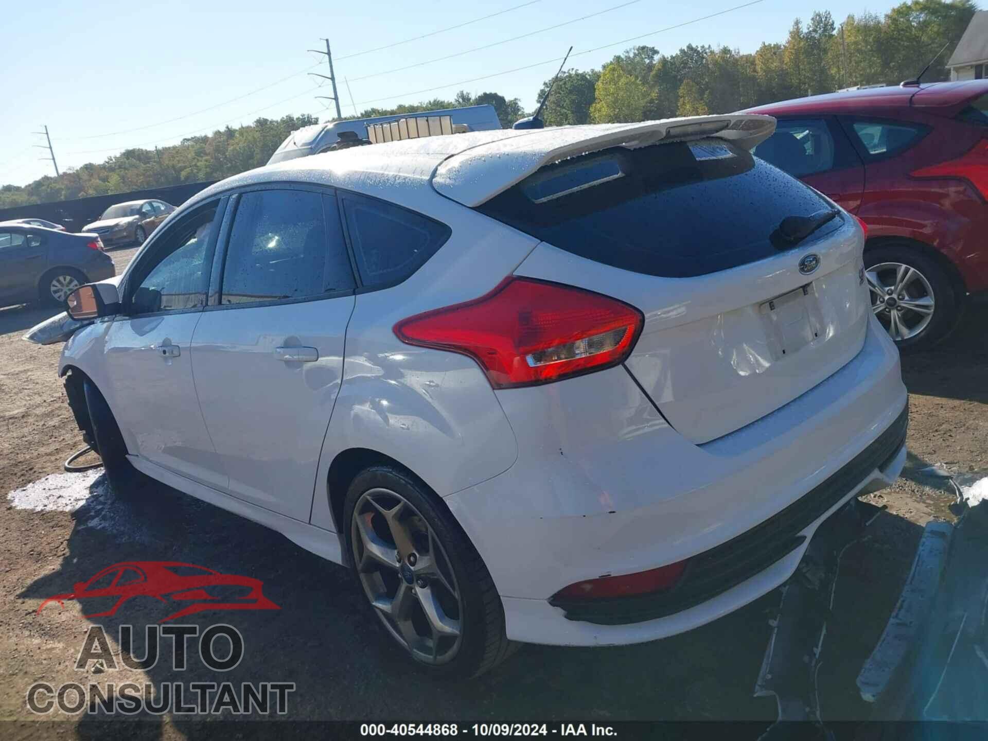 FORD FOCUS ST 2017 - 1FADP3L94HL214904