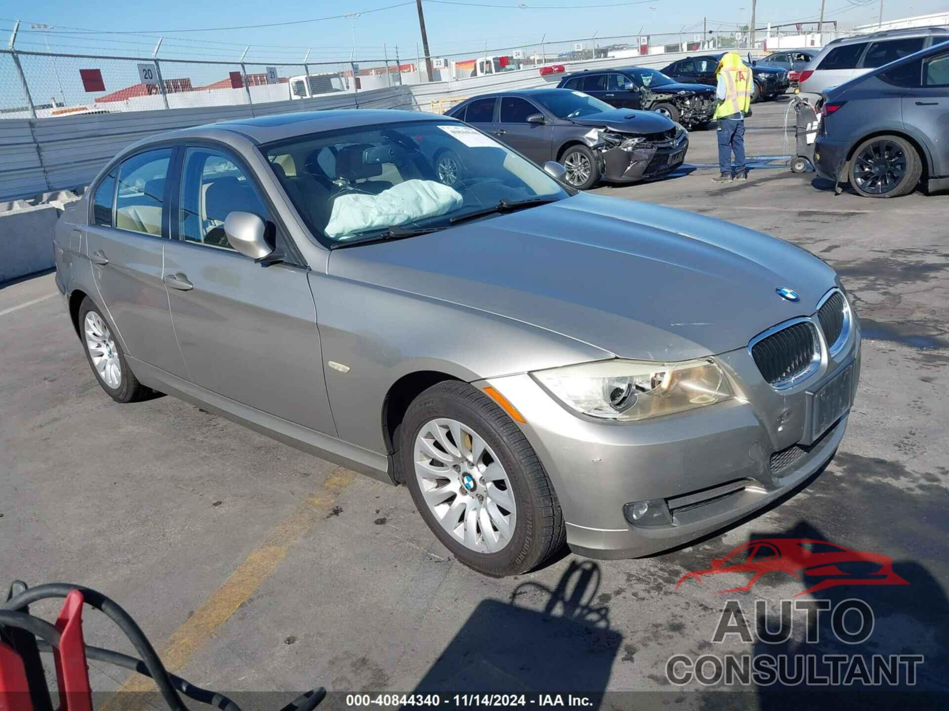 BMW 328I 2009 - WBAPH53579A438160