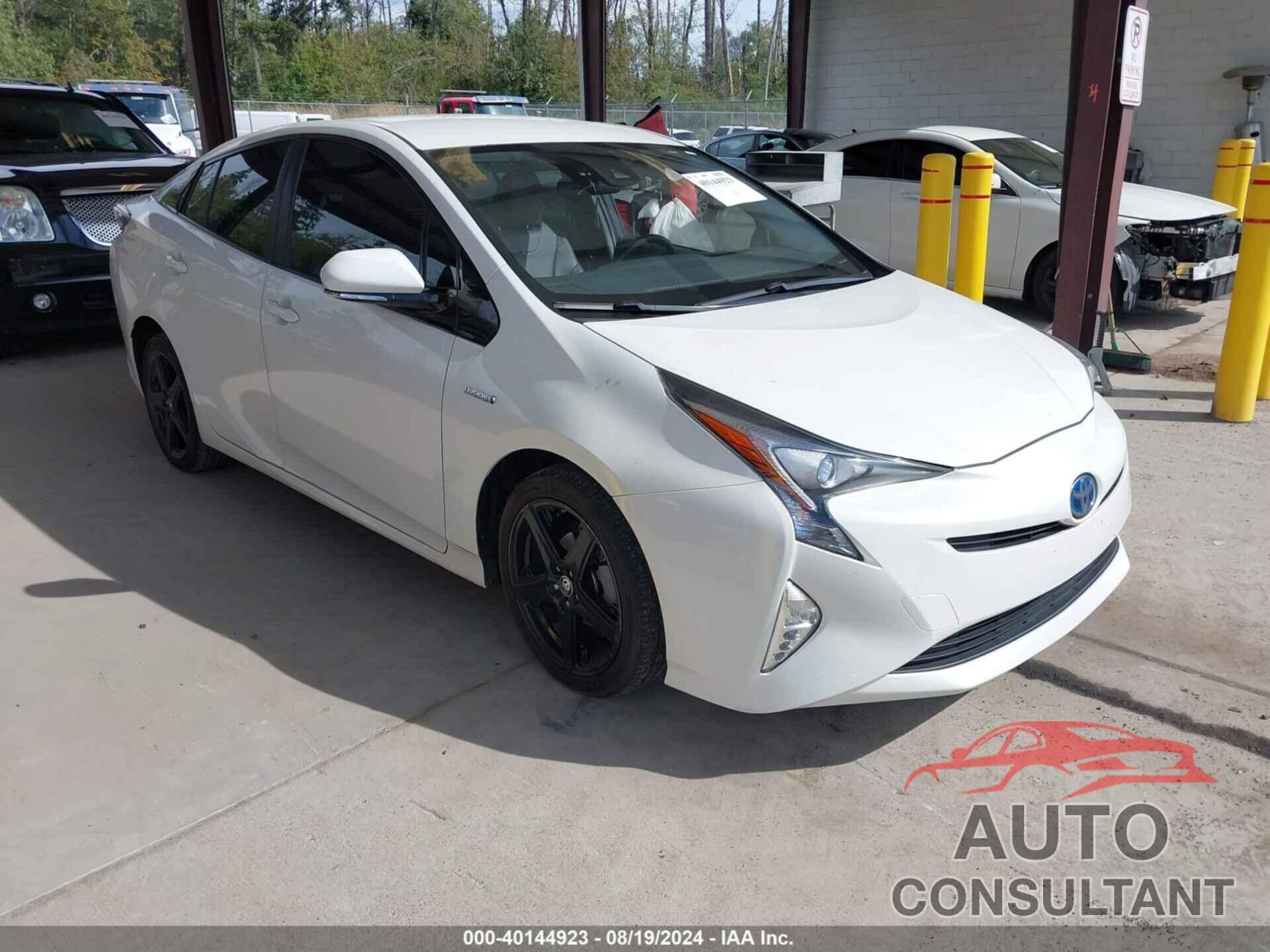 TOYOTA PRIUS 2016 - JTDKARFU0G3018740