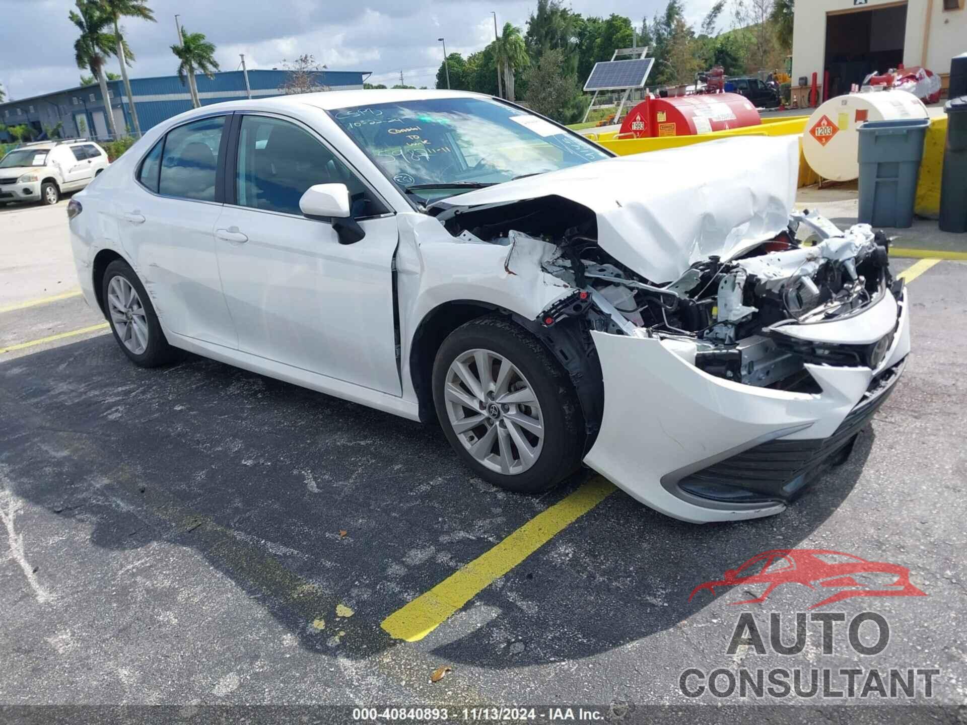TOYOTA CAMRY 2023 - 4T1C11AK2PU825987