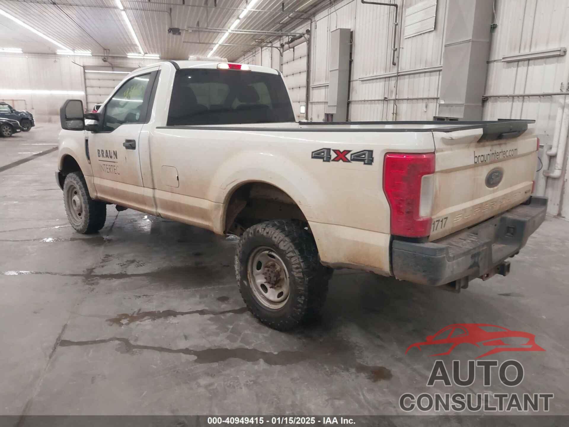 FORD F-250 2017 - 1FTBF2B60HED72098