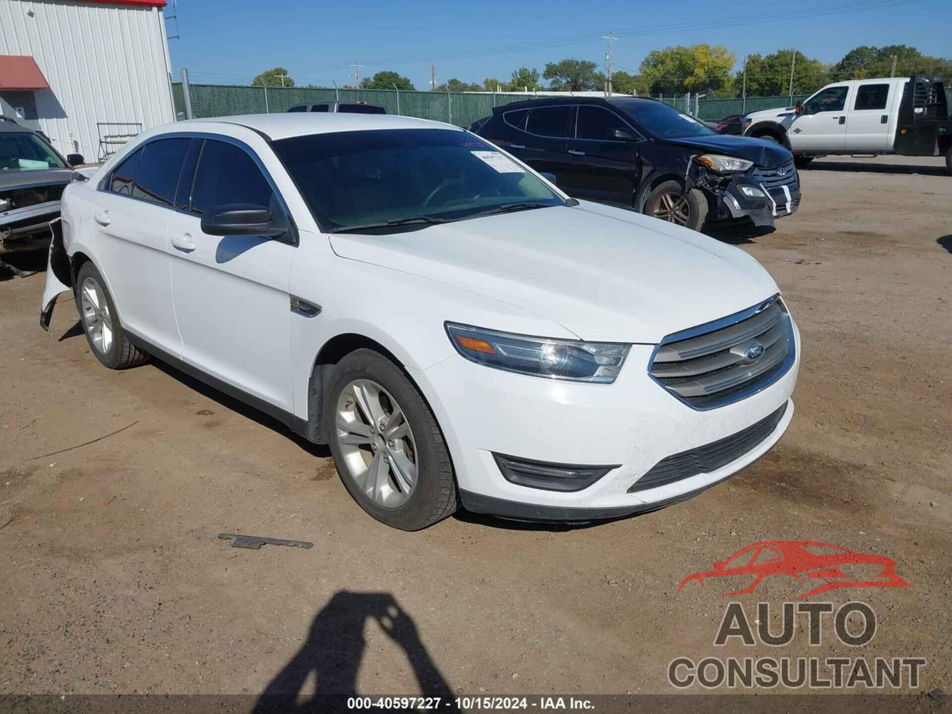 FORD TAURUS 2016 - 1FAHP2E84GG102031