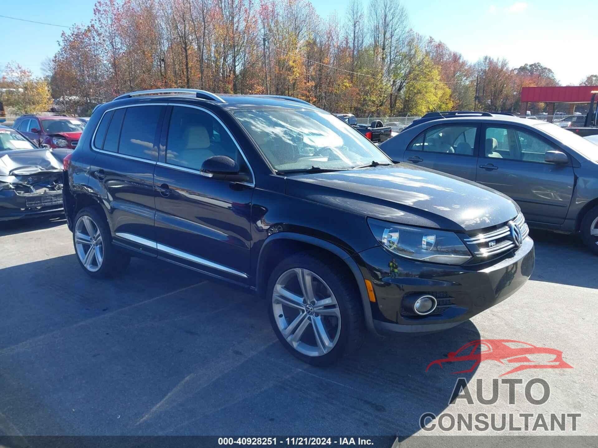 VOLKSWAGEN TIGUAN 2016 - WVGAV7AX5GW047585