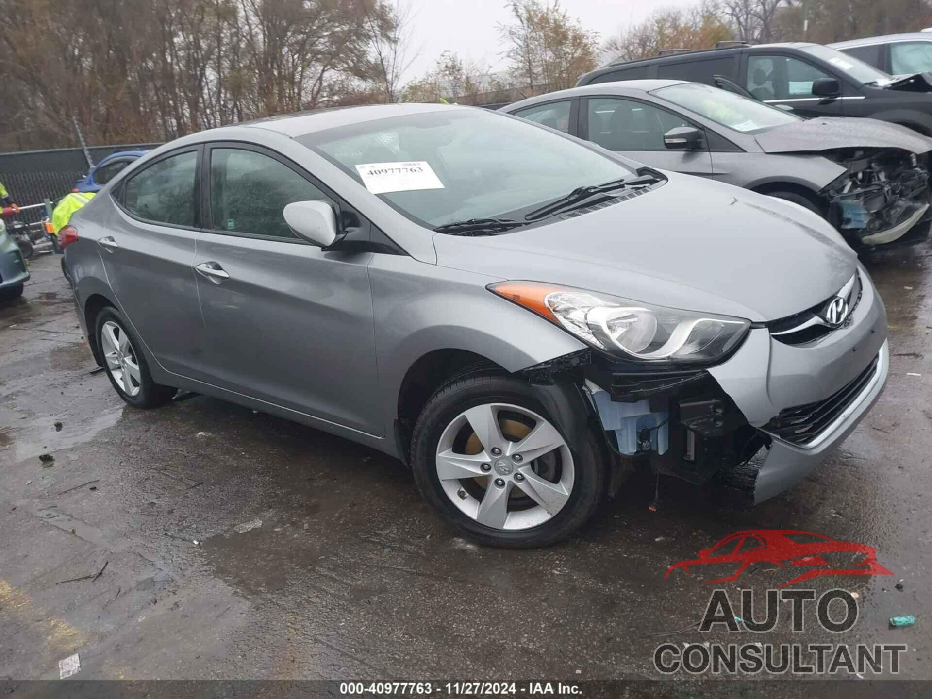 HYUNDAI ELANTRA 2013 - KMHDH4AE9DU537892