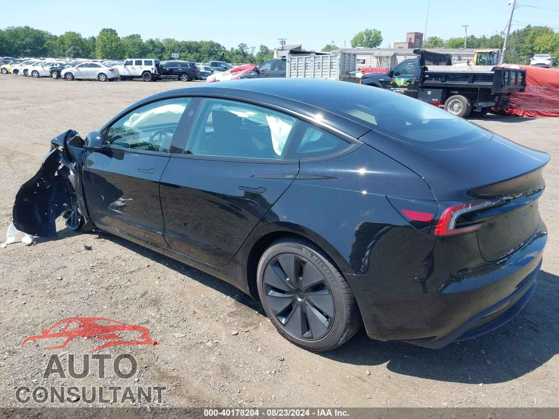 TESLA MODEL 3 2024 - 5YJ3E1EB2RF771394