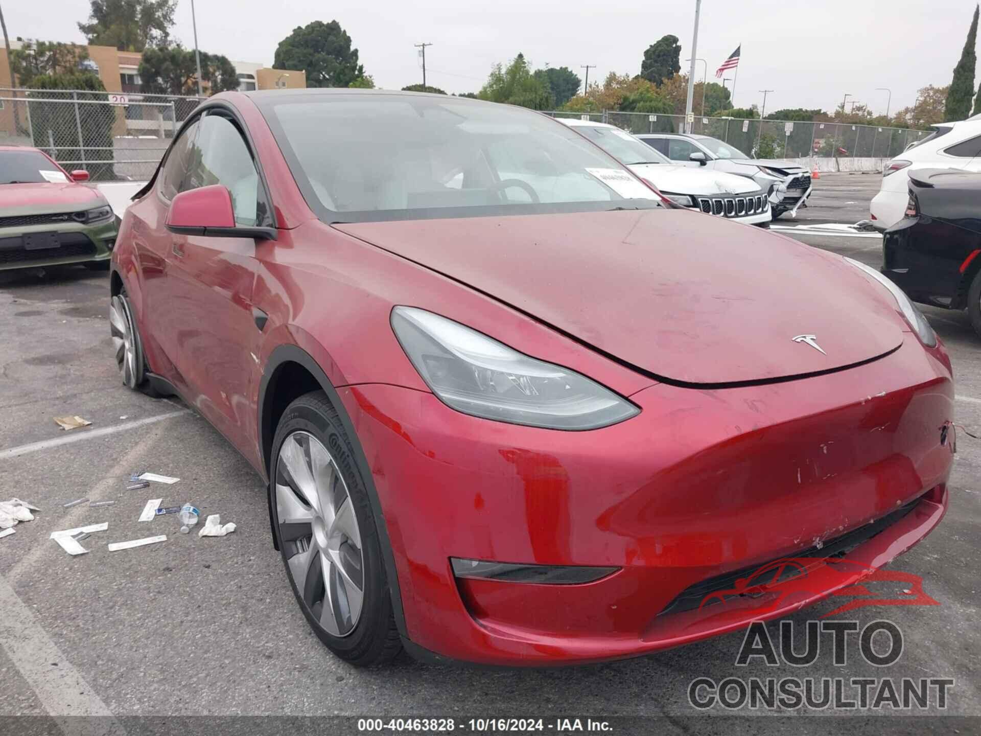 TESLA MODEL Y 2024 - 7SAYGDEE0RF082288