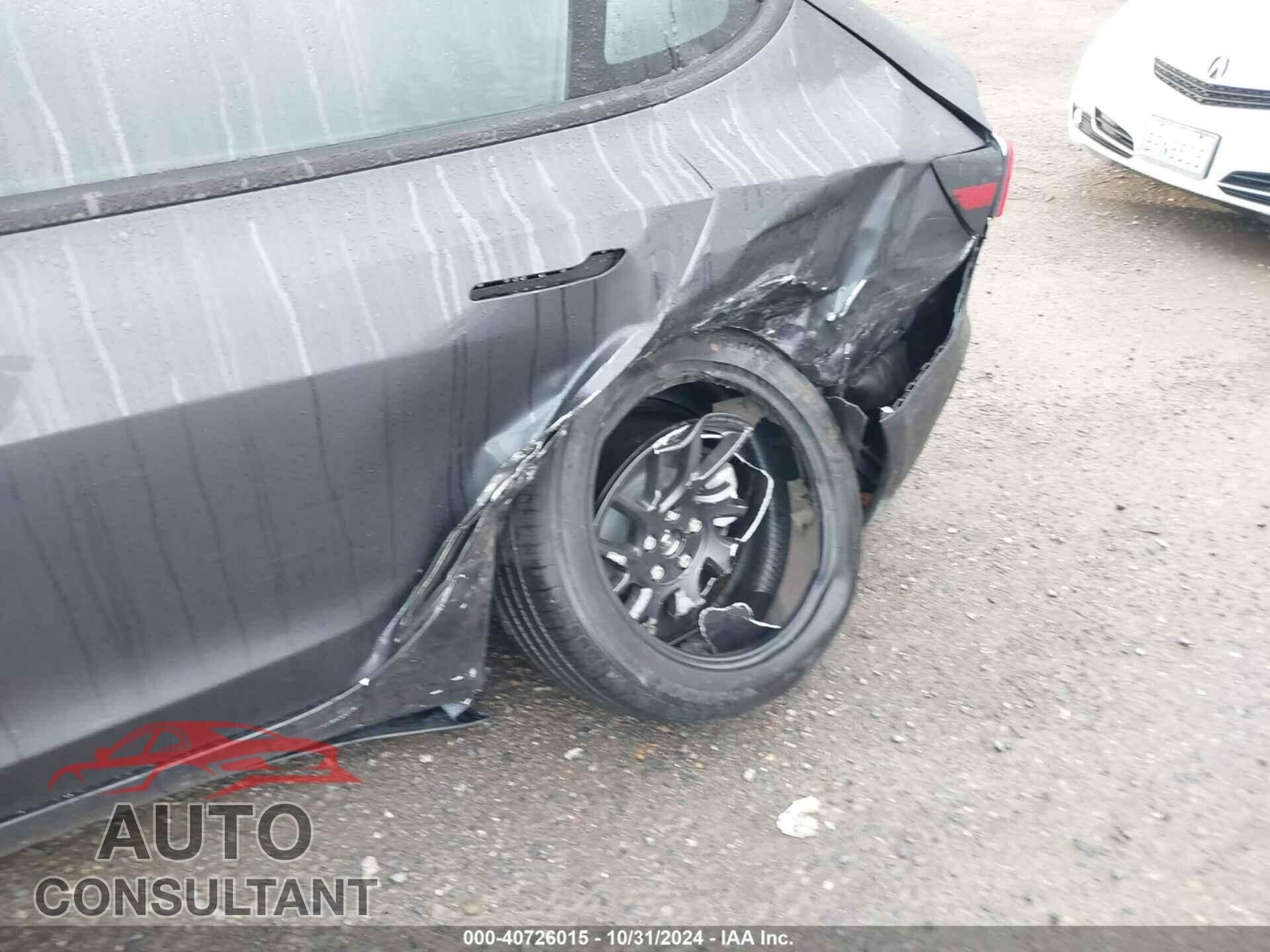 TESLA MODEL 3 2024 - 5YJ3E1EA8RF865982
