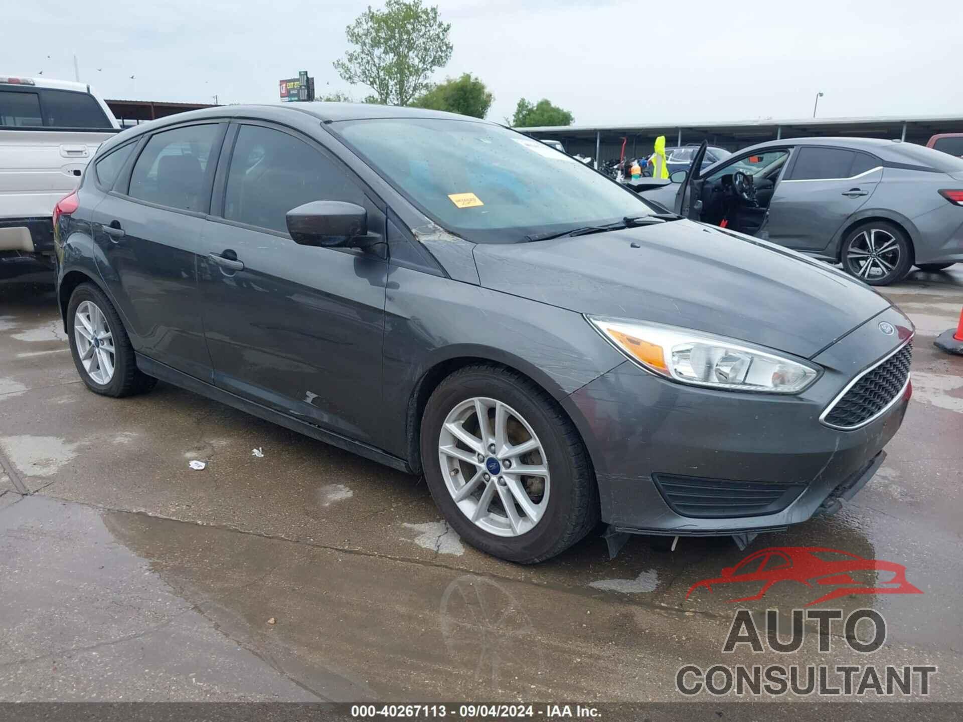 FORD FOCUS 2018 - 1FADP3K20JL229104