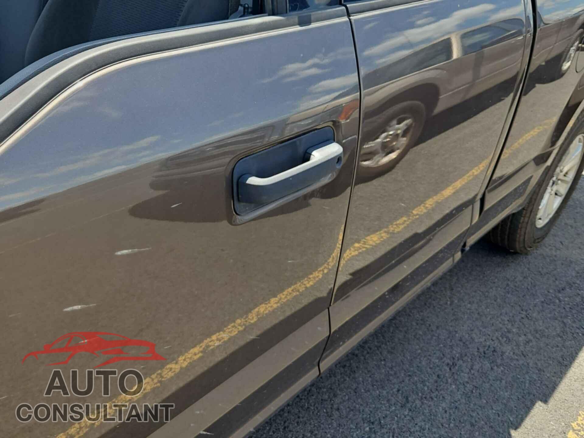 FORD F-150 2017 - 1FTEX1C84HFB12950