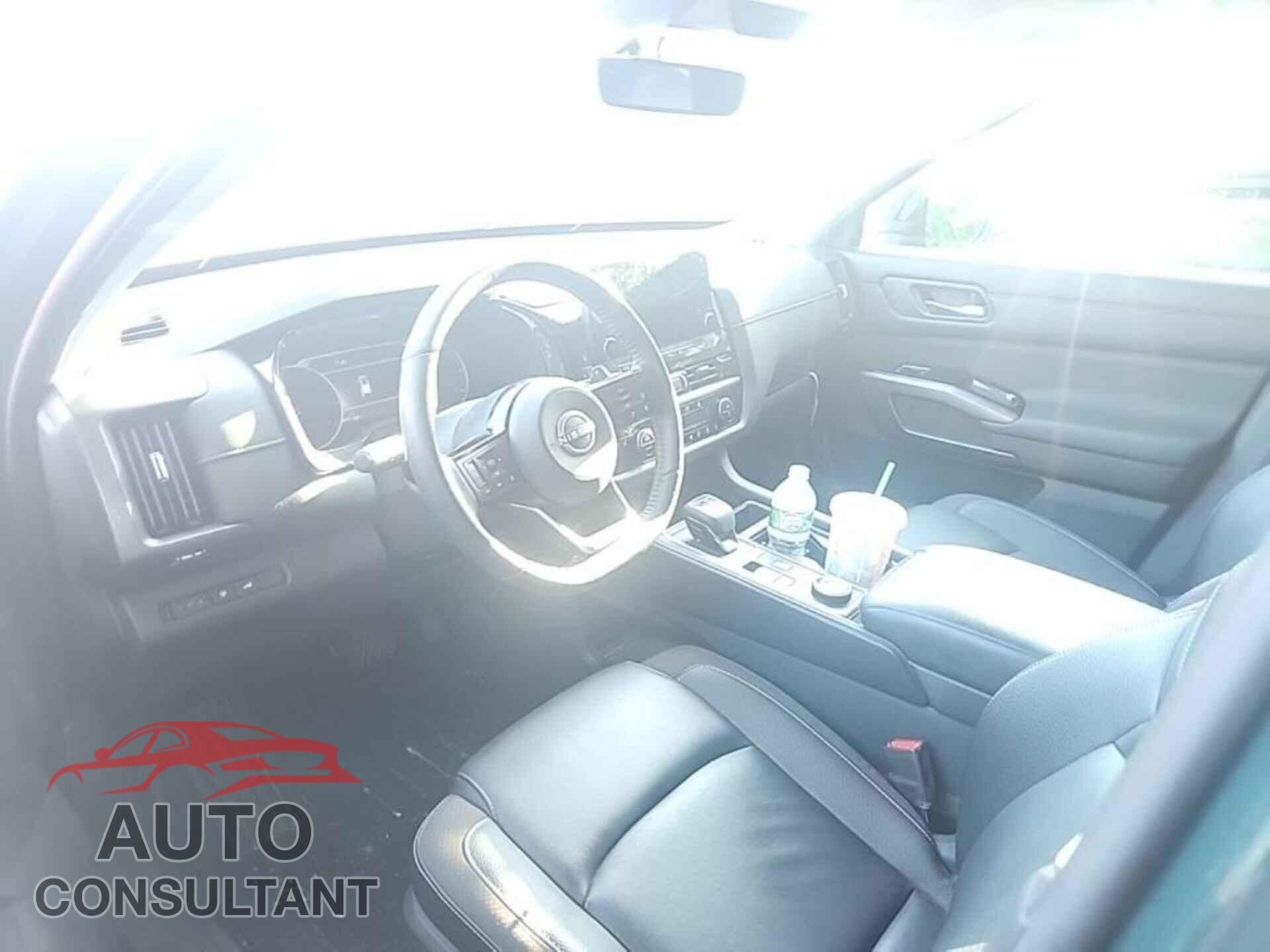 NISSAN PATHFINDER 2023 - 5N1DR3CC3PC208084