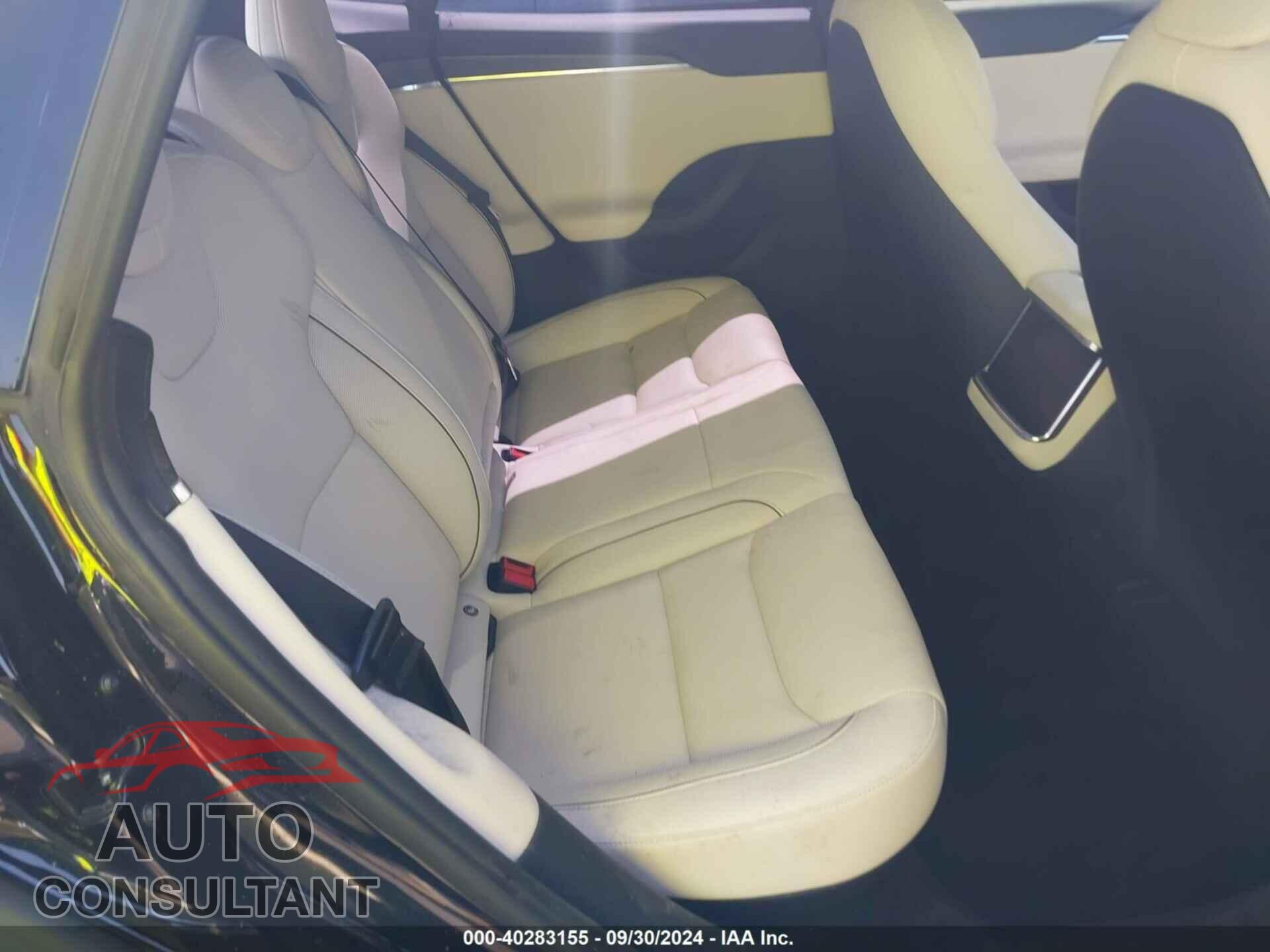 TESLA MODEL S 2023 - 5YJSA1E62PF505011