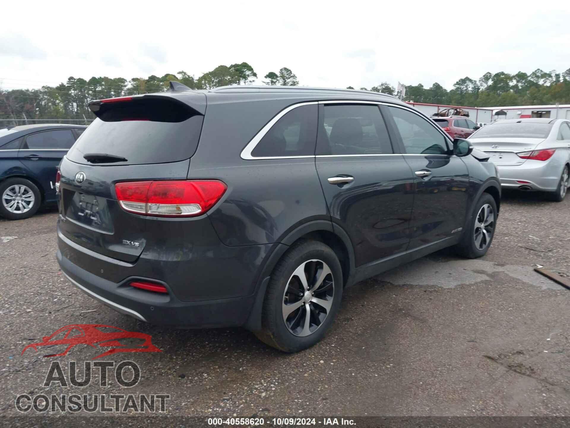KIA SORENTO 2016 - 5XYPHDA56GG156119