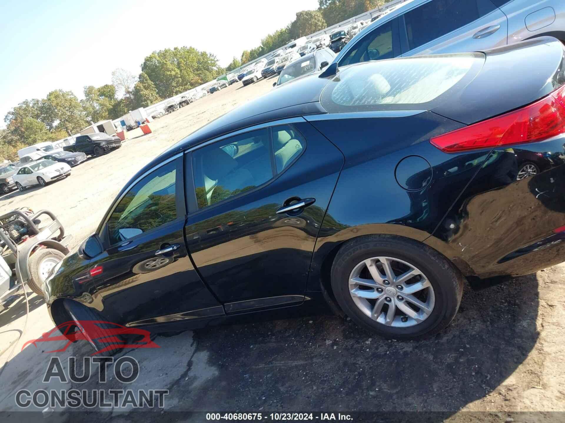 KIA OPTIMA 2013 - 5XXGM4A72DG203238