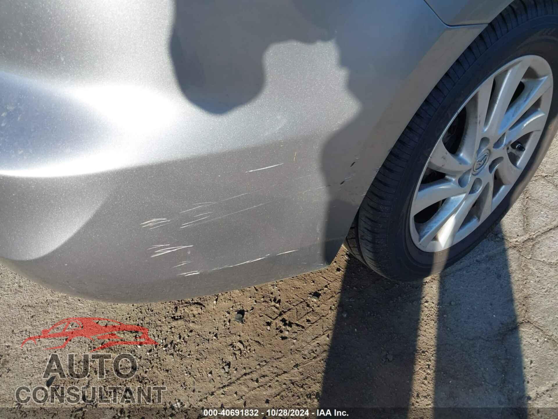 MAZDA MAZDA3 2012 - JM1BL1V89C1537033
