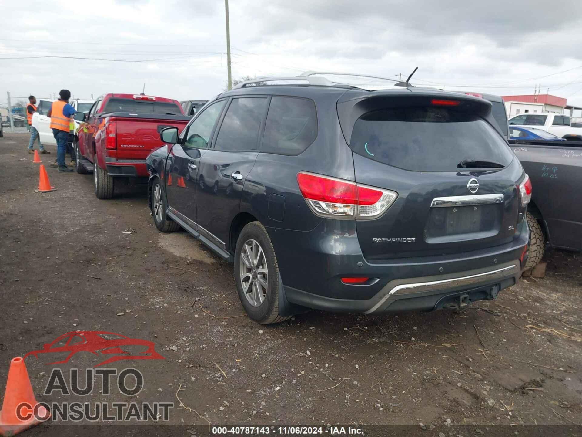 NISSAN PATHFINDER 2013 - 5N1AR2MN9DC667953