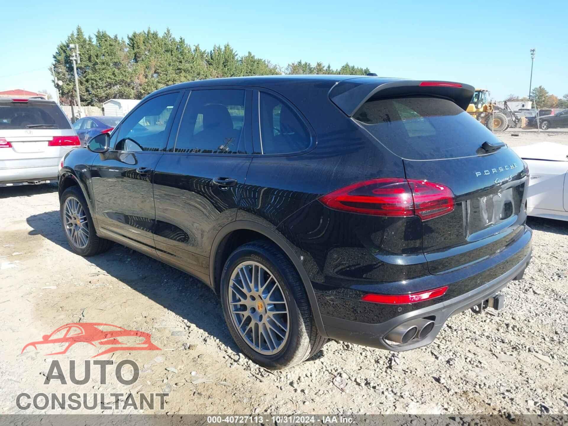PORSCHE CAYENNE 2017 - WP1AB2A26HLA52560