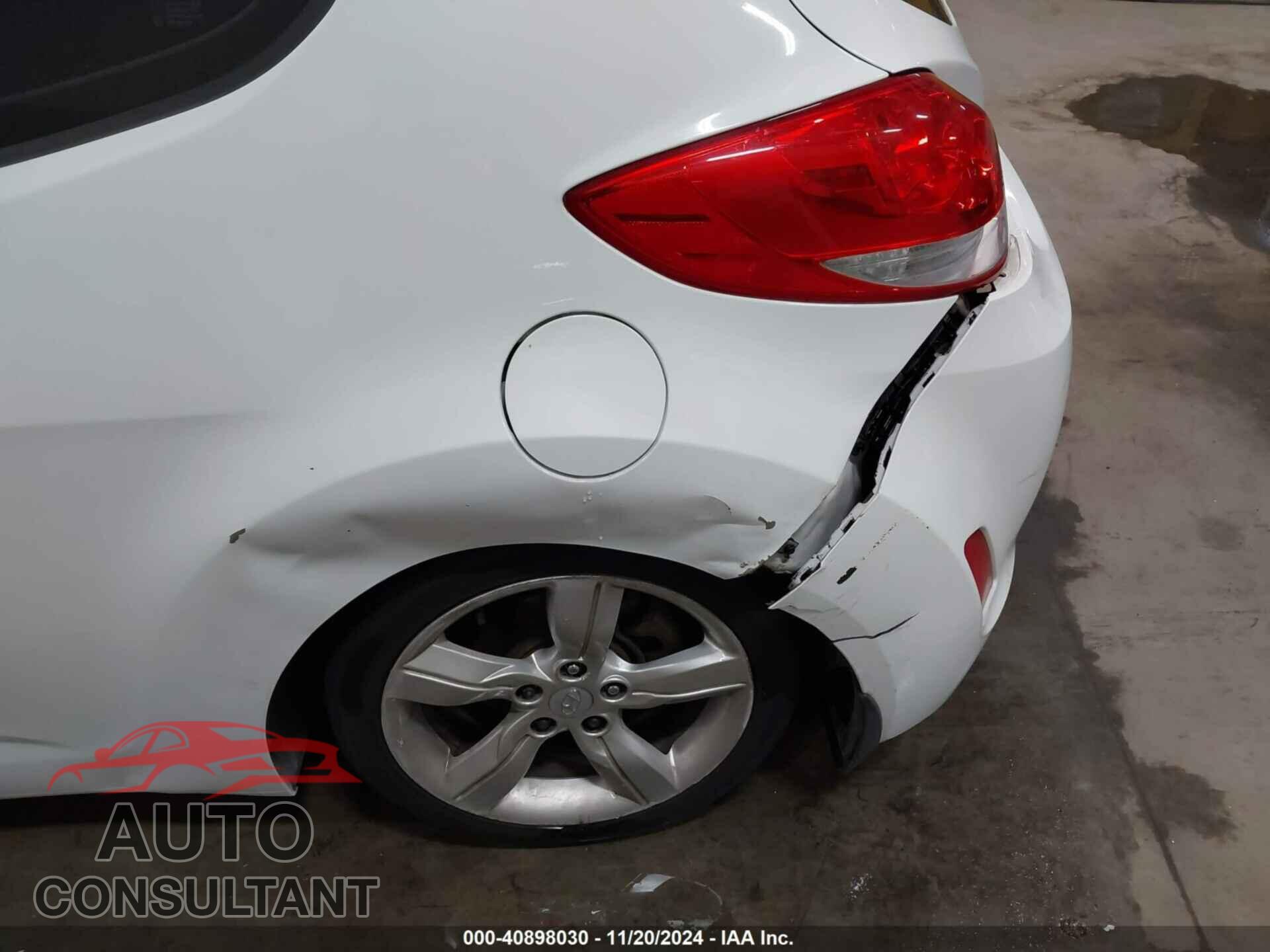 HYUNDAI VELOSTER 2013 - KMHTC6AD7DU165160