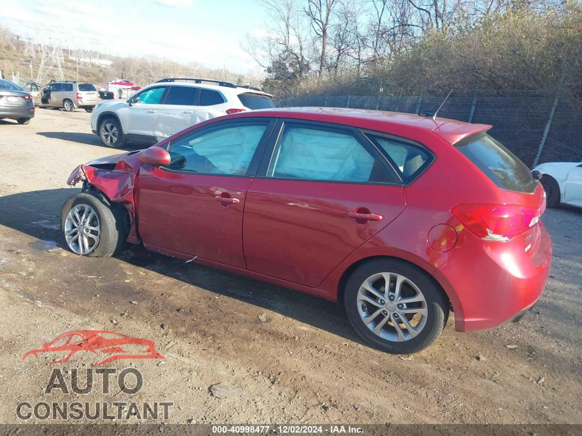 KIA FORTE 2011 - KNAFU5A20B5438967