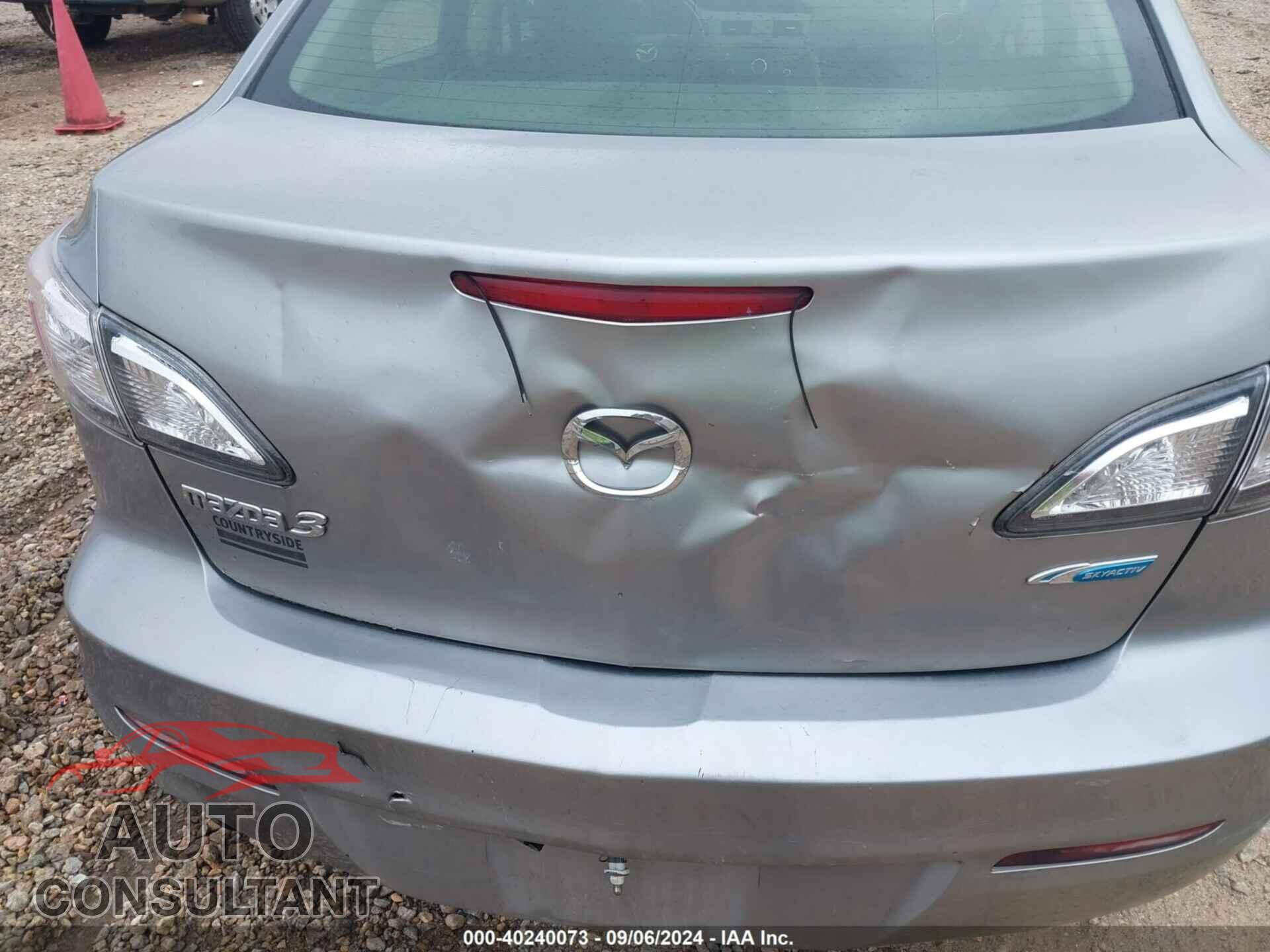 MAZDA MAZDA3 2012 - JM1BL1V76C1608938