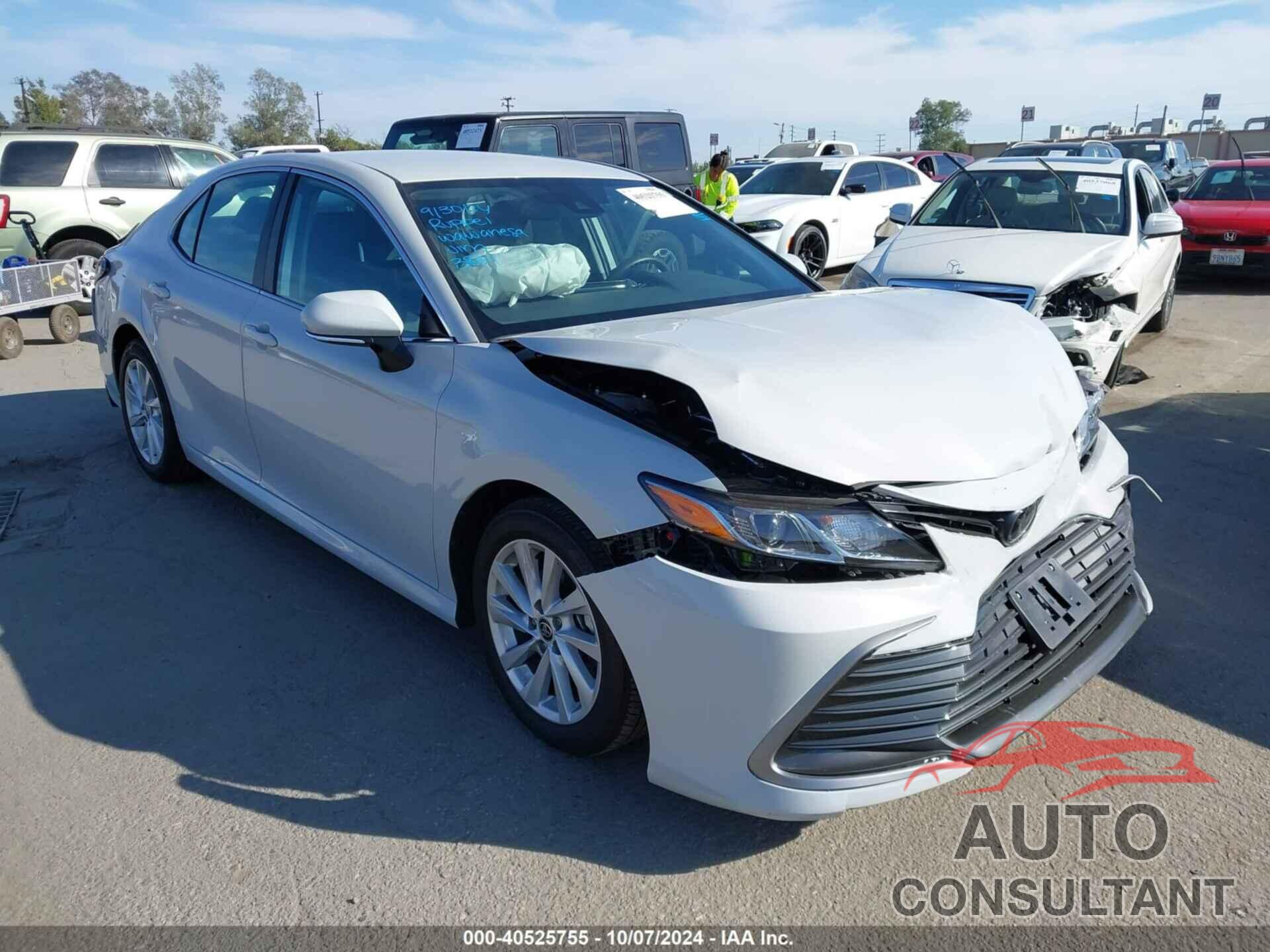 TOYOTA CAMRY 2023 - 4T1R11AK1PU081499