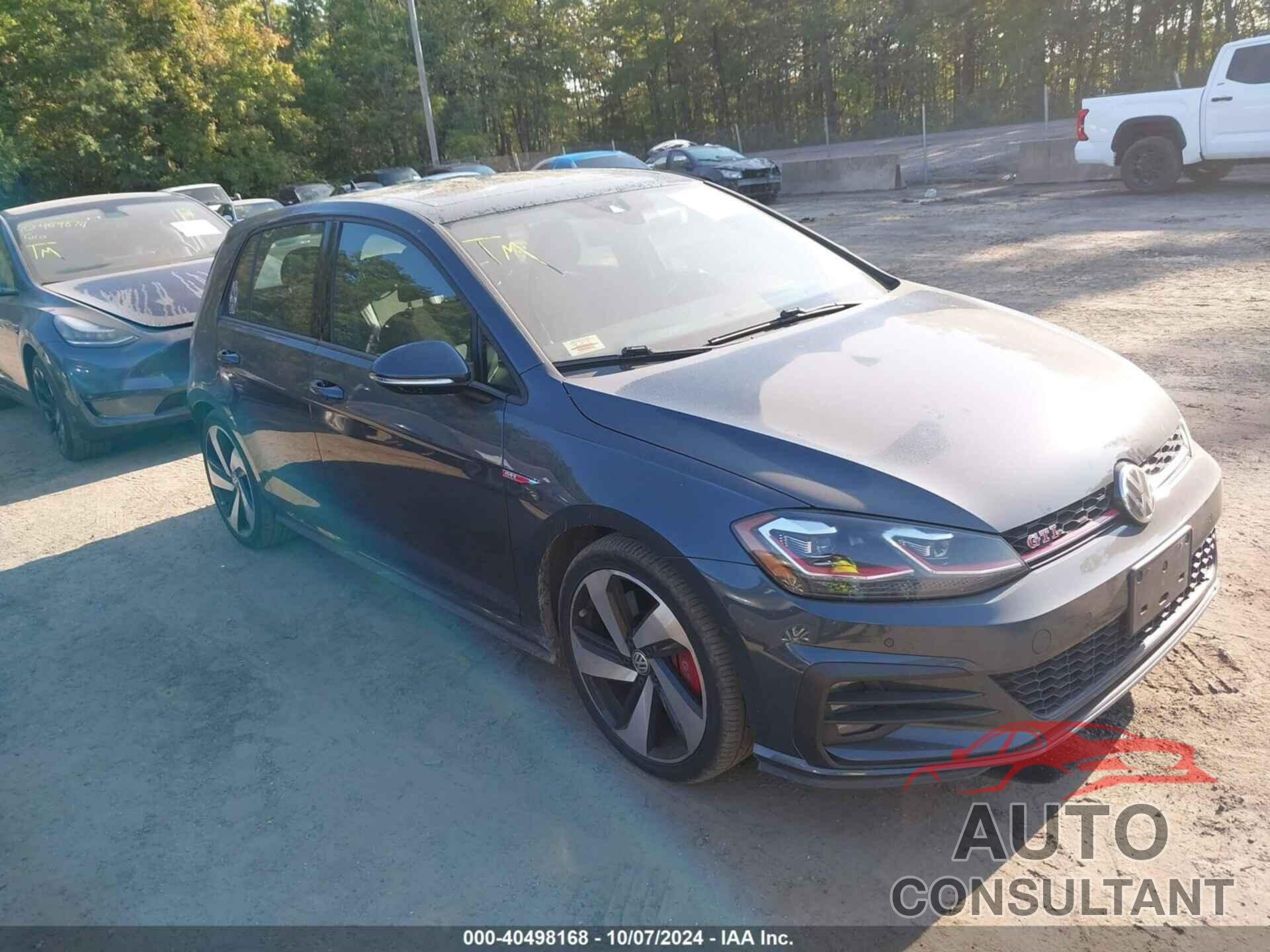 VOLKSWAGEN GOLF GTI 2019 - 3VW5T7AU2KM001896