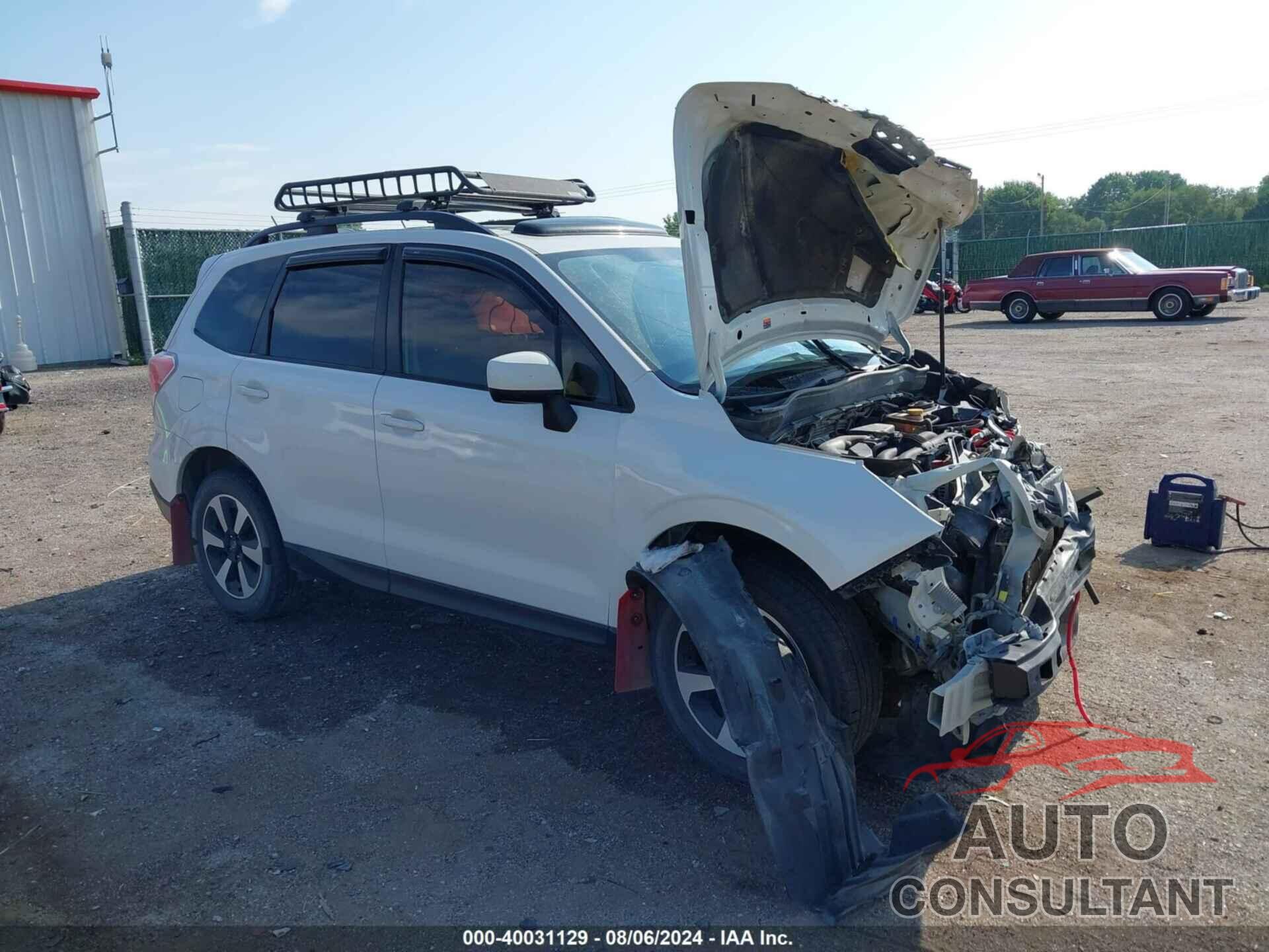 SUBARU FORESTER 2018 - JF2SJAGC2JH470272