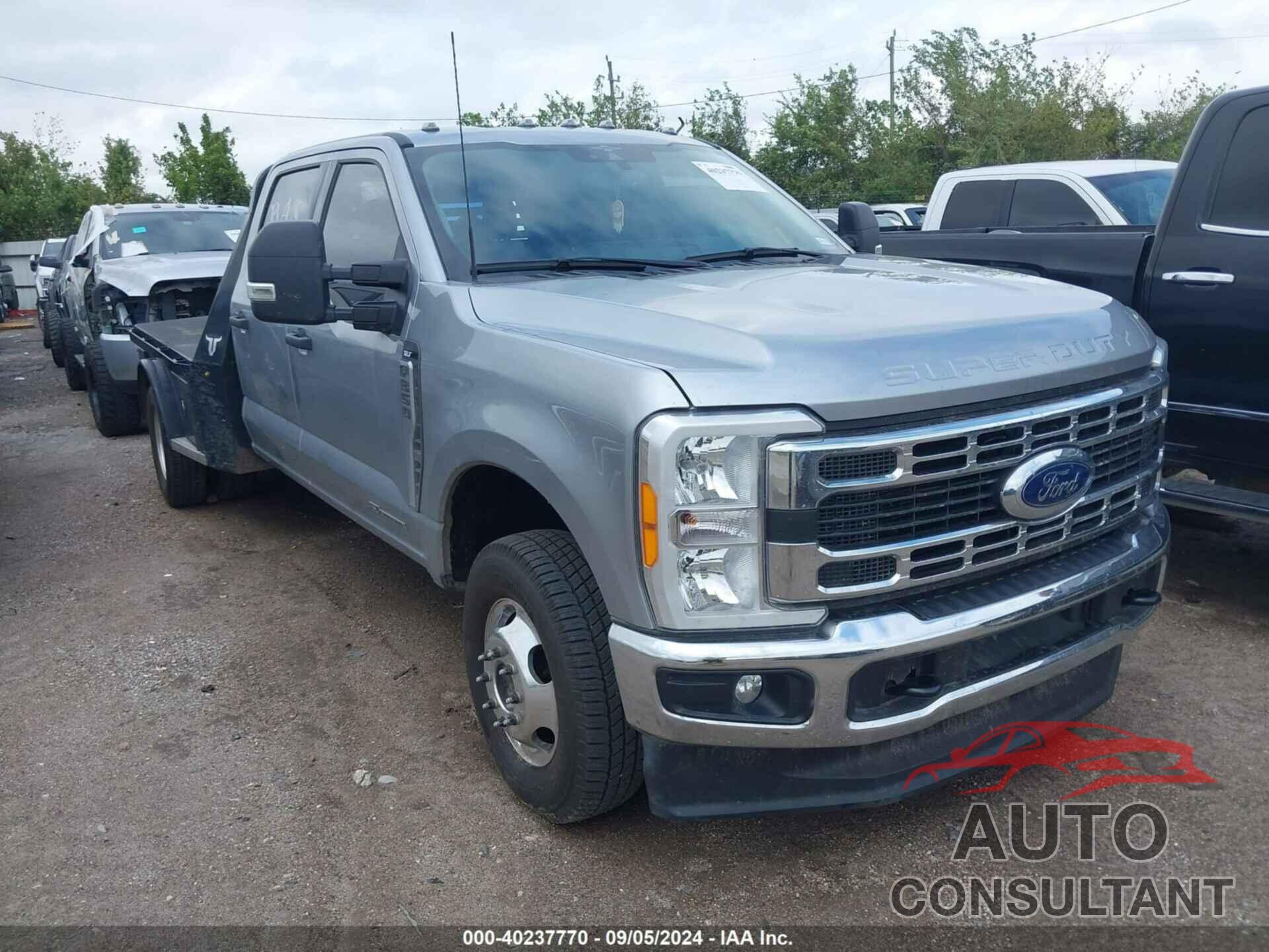 FORD F-350 2023 - 1FT8W3DT2PEC34824
