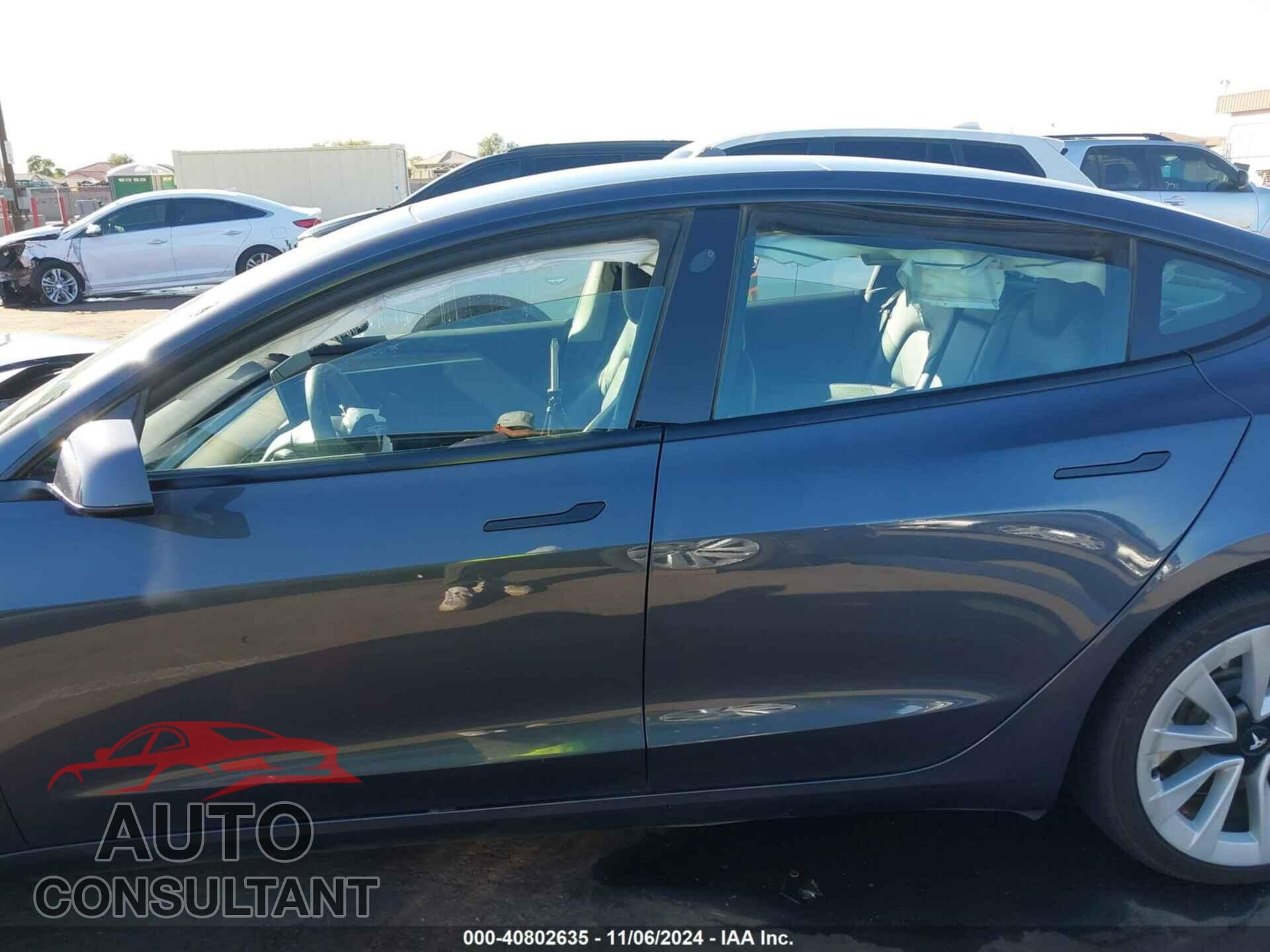 TESLA MODEL 3 2023 - 5YJ3E1EA0PF454573