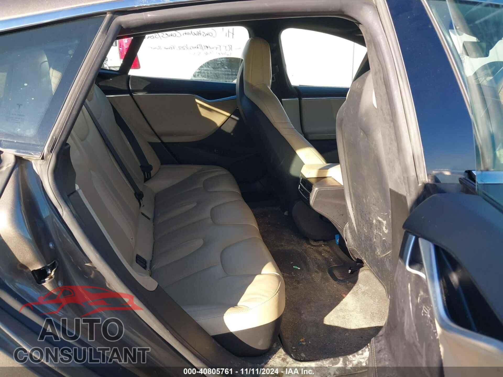 TESLA MODEL S 2015 - 5YJSA1E25FF115077