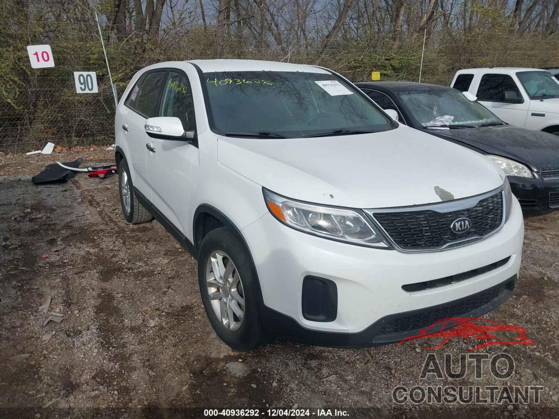 KIA SORENTO 2014 - 5XYKT3A65EG486049