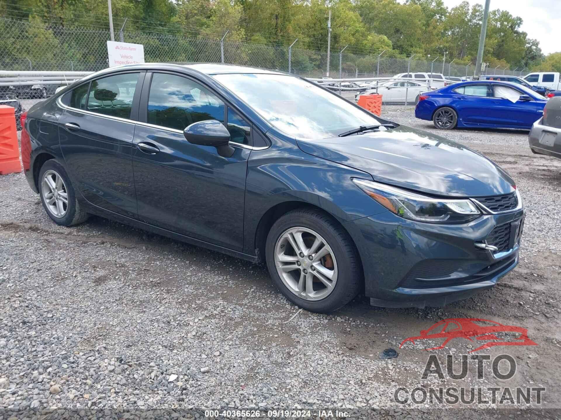 CHEVROLET CRUZE 2017 - 1G1BE5SM5H7233133