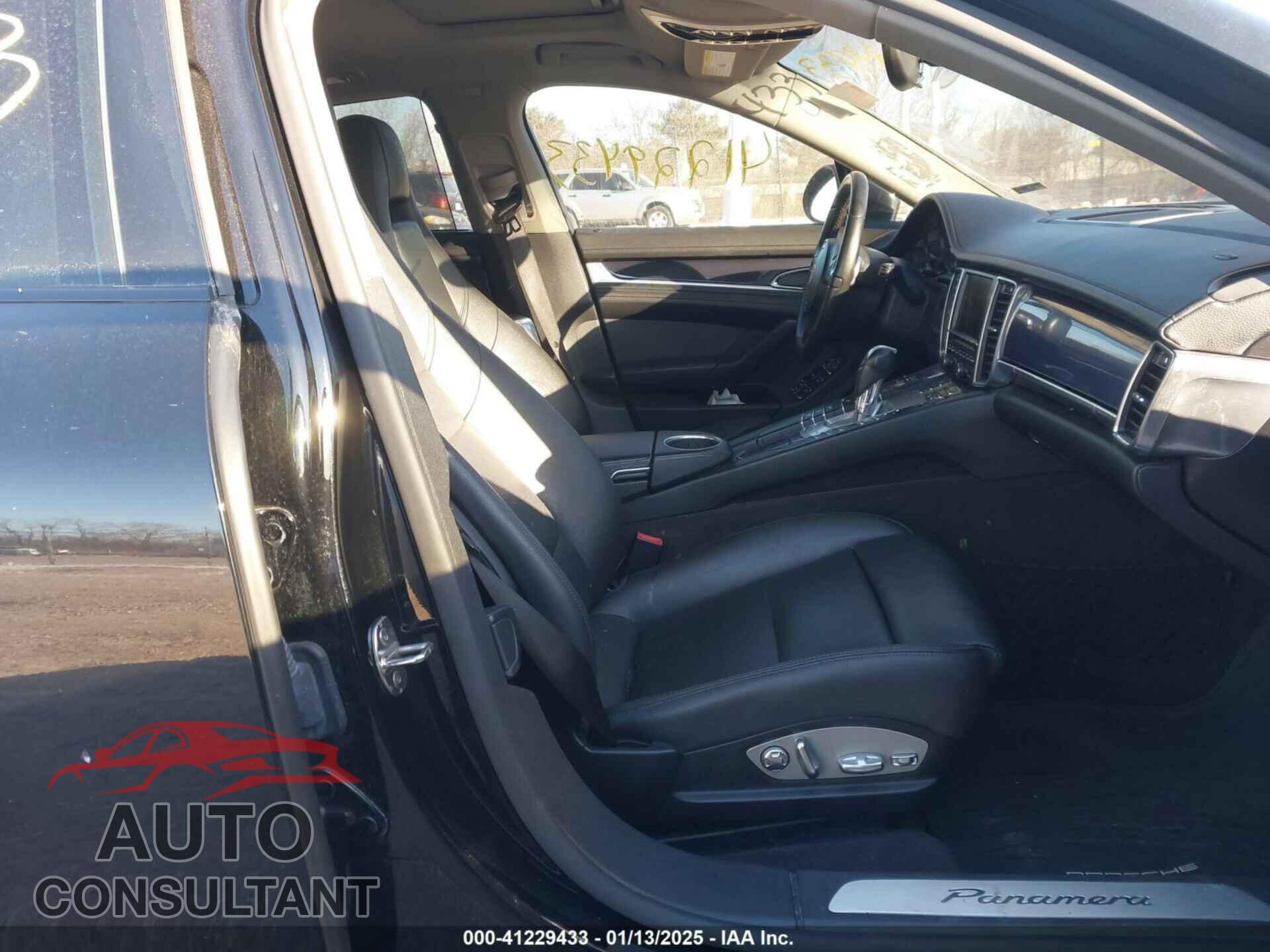 PORSCHE PANAMERA 2012 - WP0AA2A70CL018476