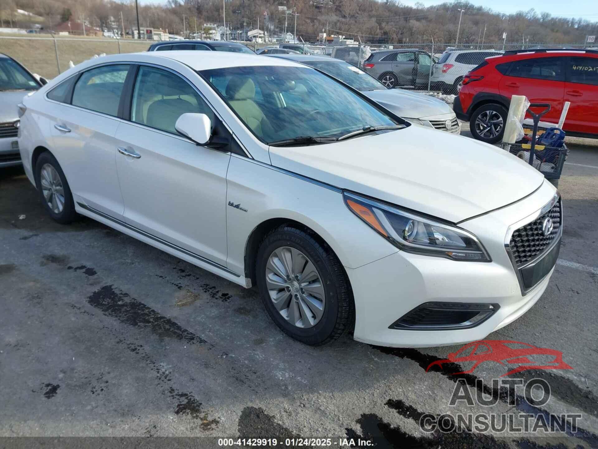 HYUNDAI SONATA HYBRID 2016 - KMHE24L16GA020409