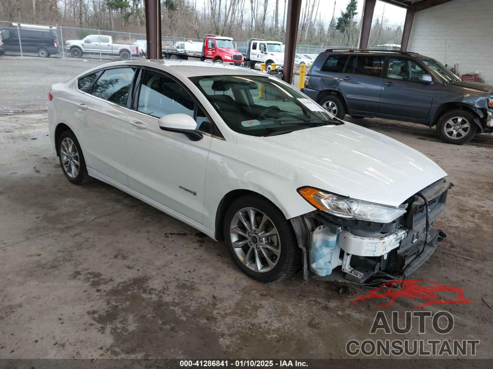 FORD FUSION HYBRID 2017 - 3FA6P0LU6HR355177