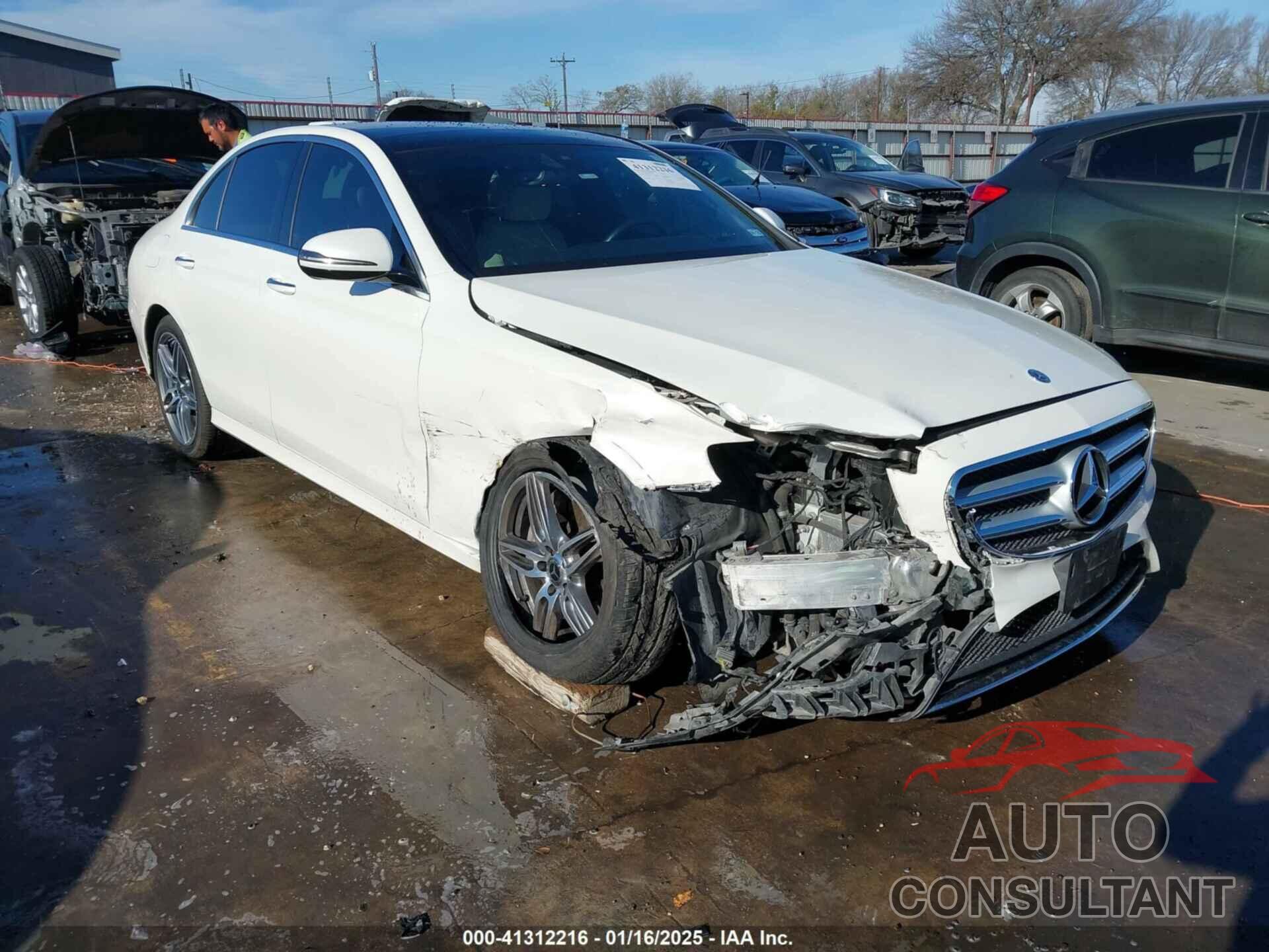 MERCEDES-BENZ E 300 2018 - WDDZF4JB5JA356152