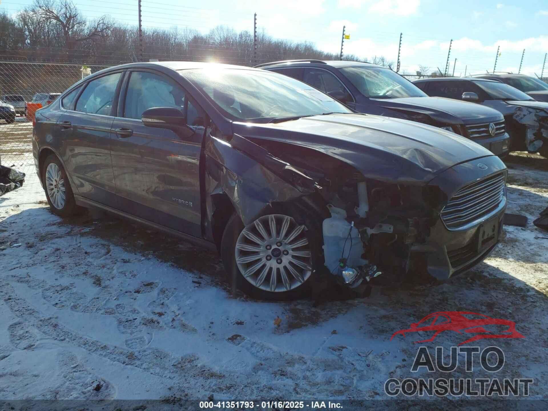FORD FUSION HYBRID 2016 - 3FA6P0LU2GR397862
