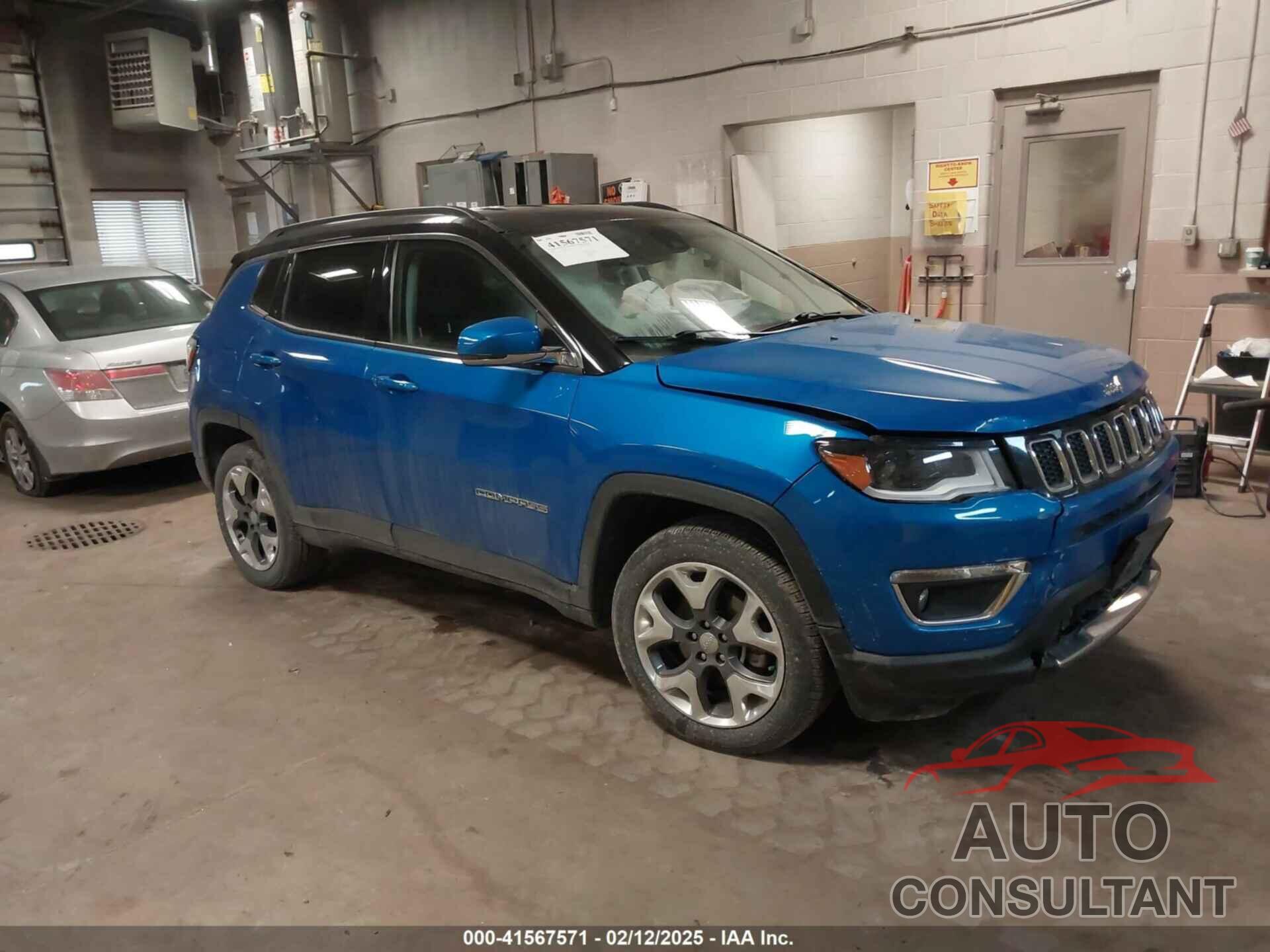JEEP COMPASS 2018 - 3C4NJCCB2JT489622
