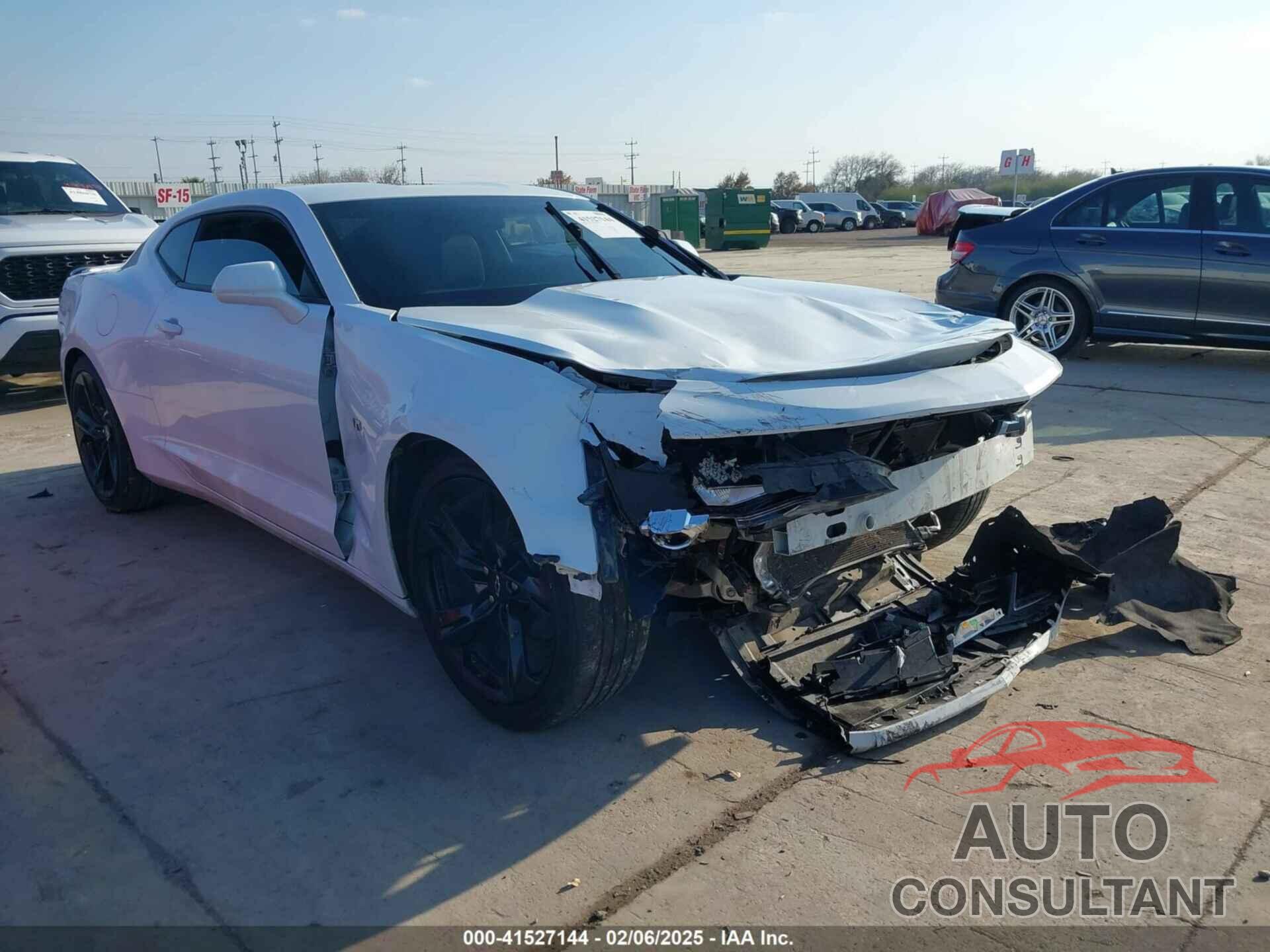 CHEVROLET CAMARO 2021 - 1G1FB1RX8M0130021