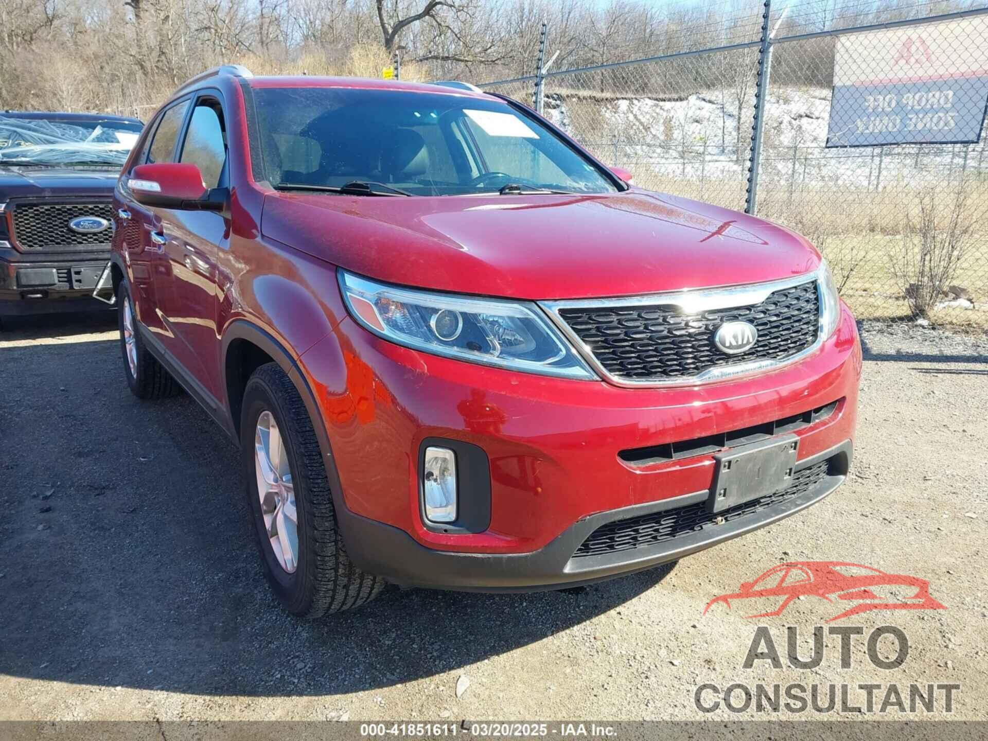 KIA SORENTO 2014 - 5XYKT3A61EG495427