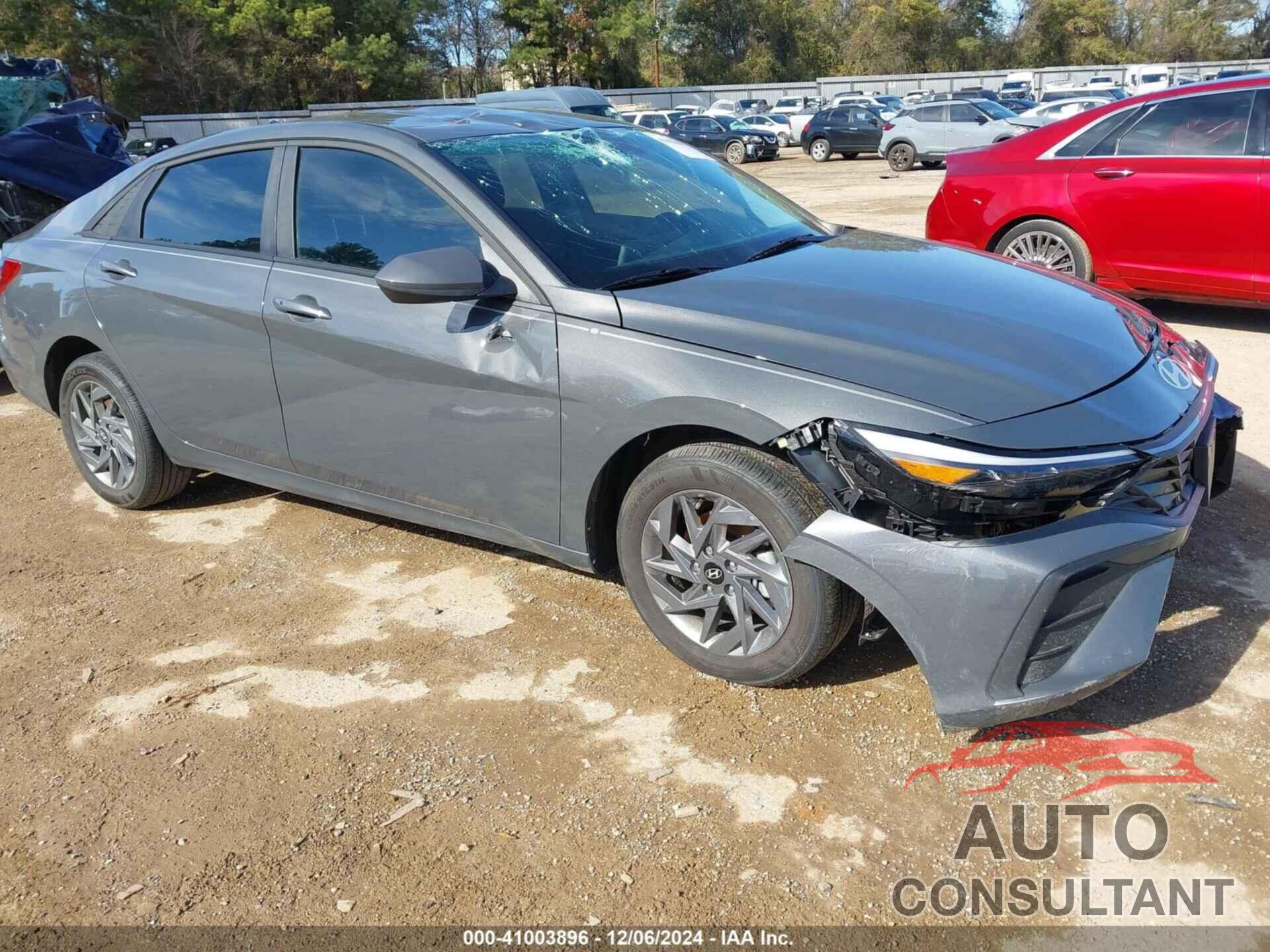 HYUNDAI ELANTRA 2024 - KMHLM4DG4RU849923