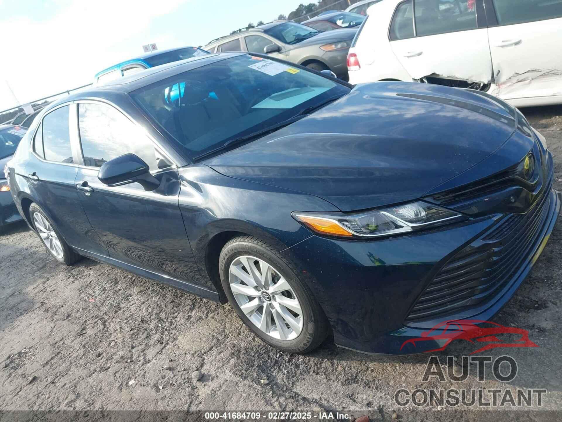 TOYOTA CAMRY 2019 - 4T1B11HK0KU759885