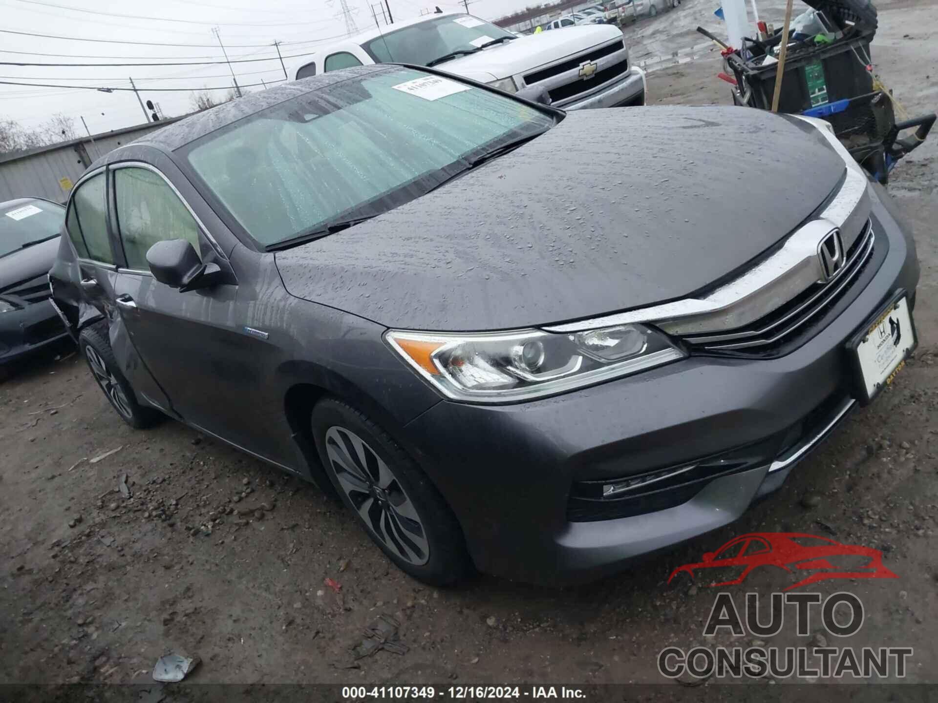 HONDA ACCORD 2017 - JHMCR6F34HC011146