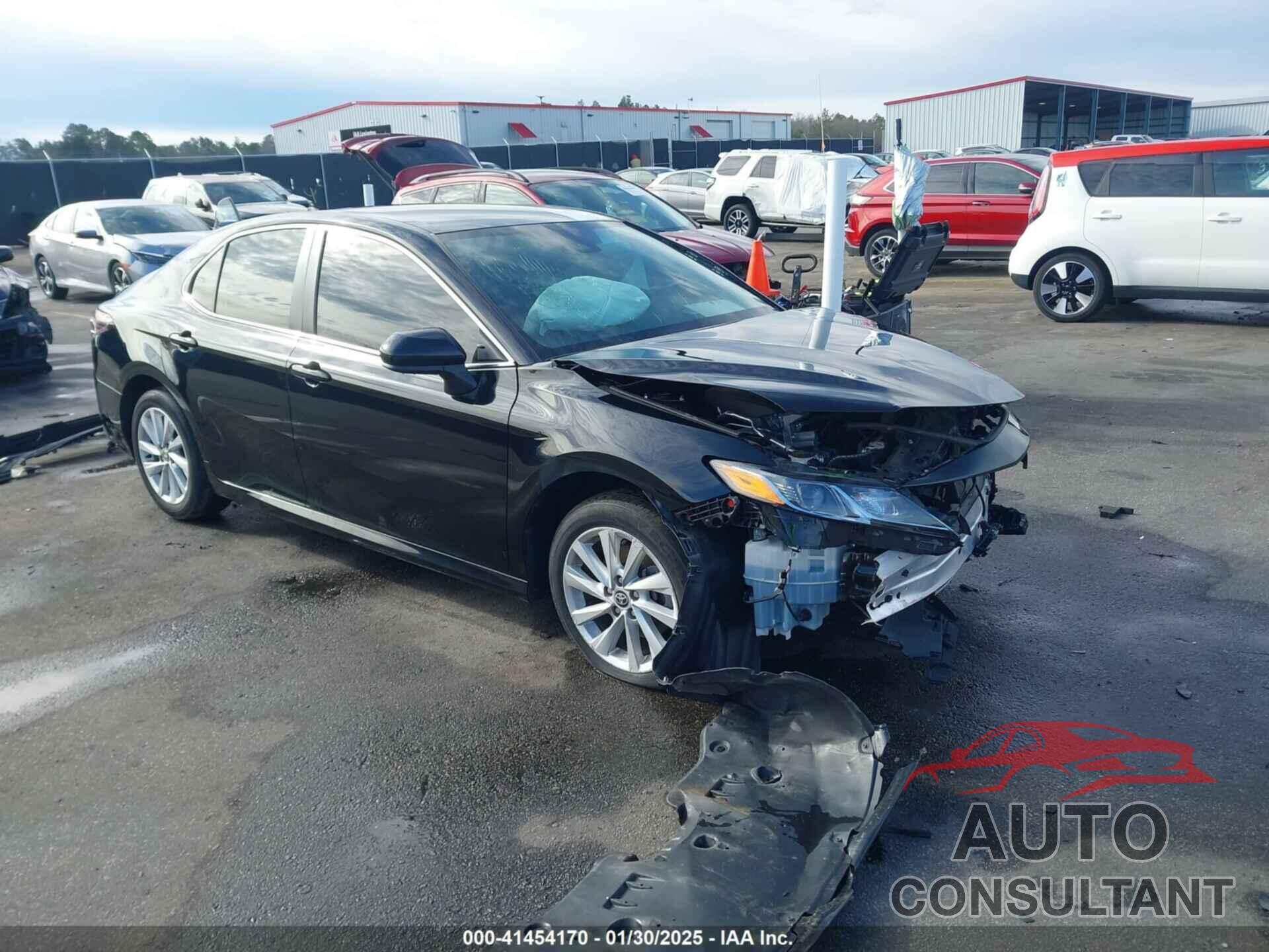TOYOTA CAMRY 2023 - 4T1C11AK9PU109264
