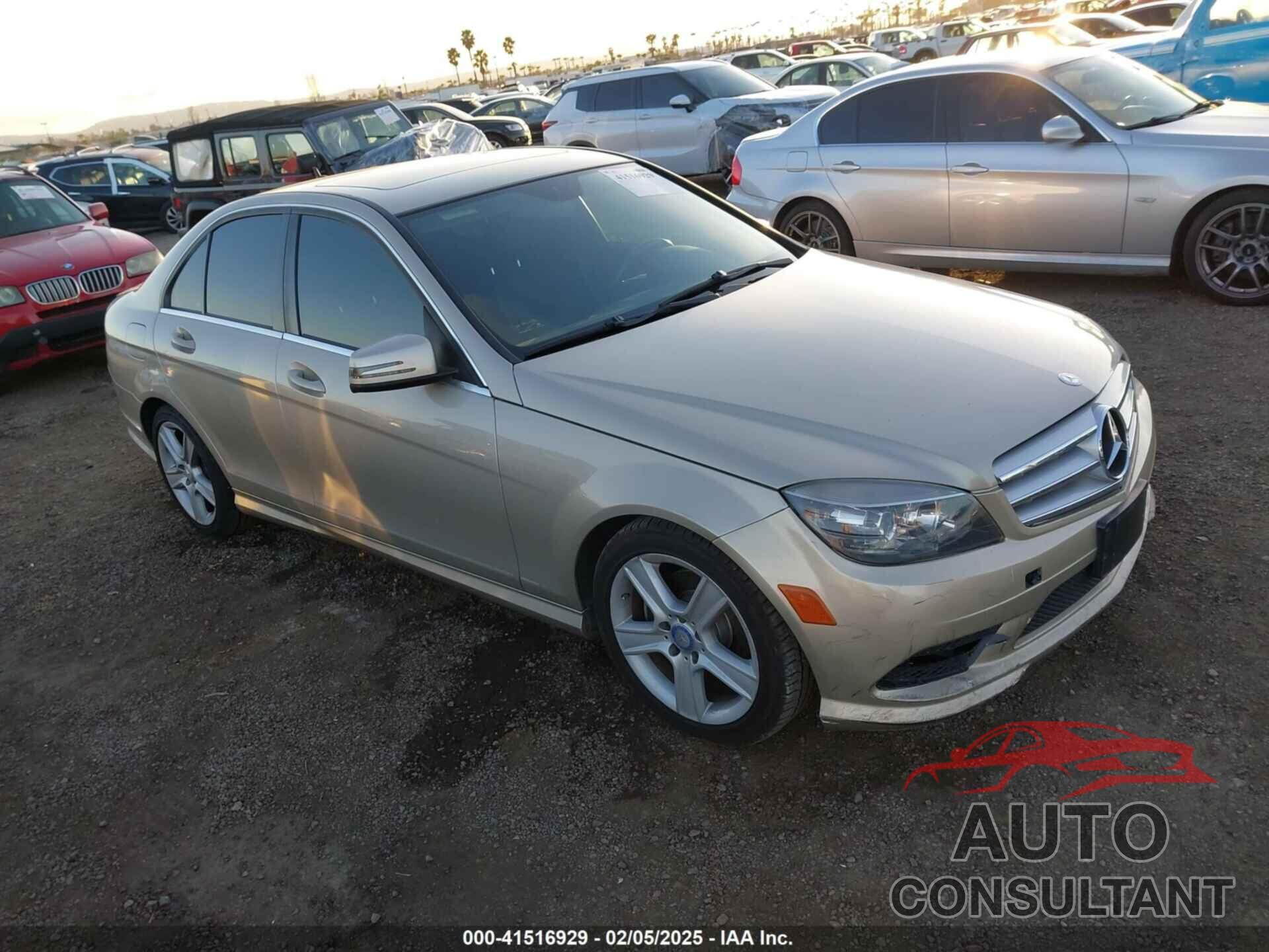 MERCEDES-BENZ C 300 2011 - WDDGF5EB8BR136644