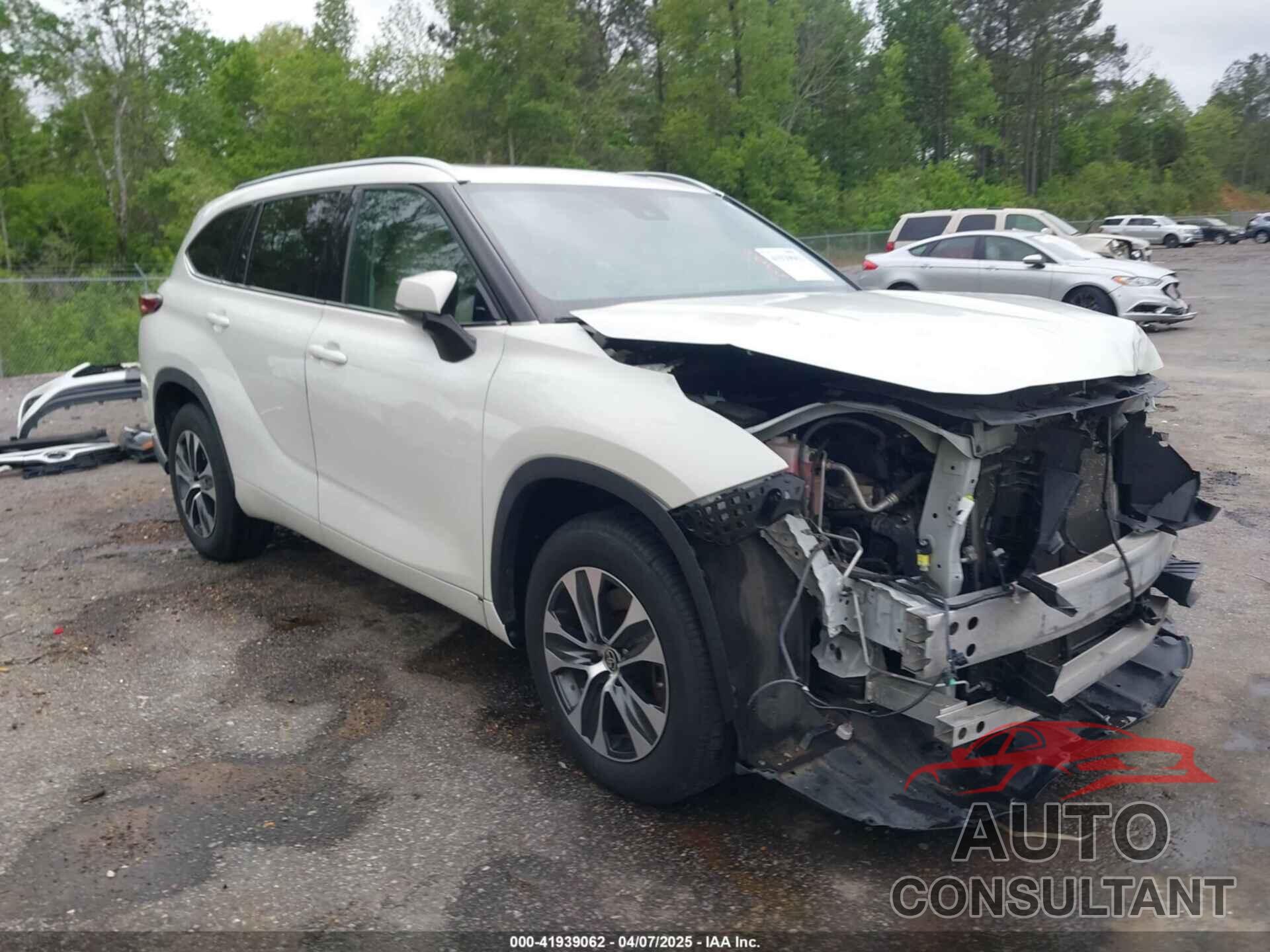 TOYOTA HIGHLANDER 2021 - 5TDGZRAH2MS525867