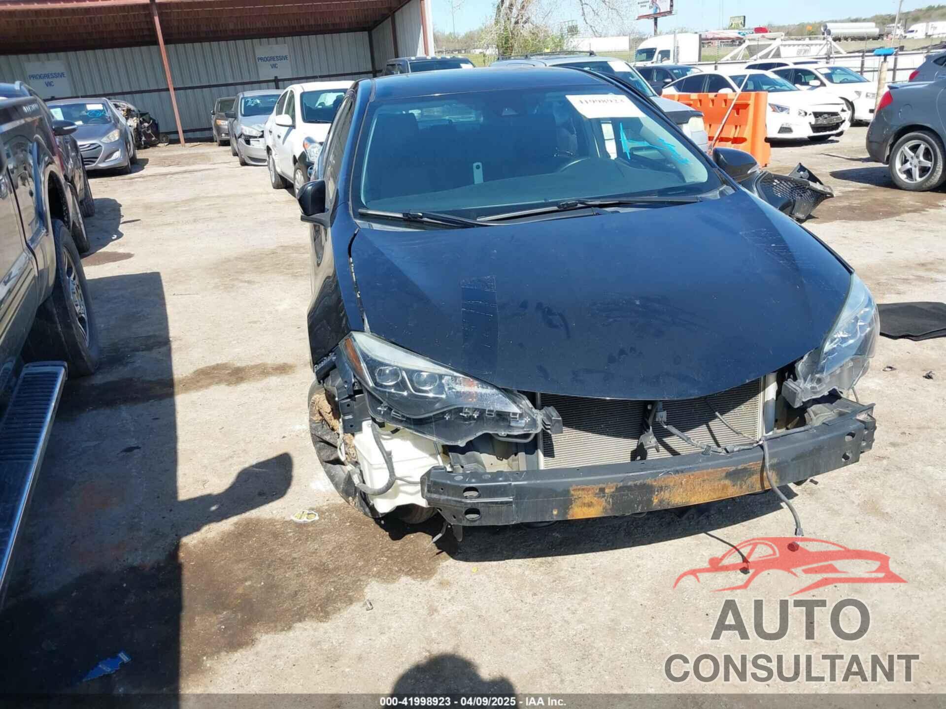 TOYOTA COROLLA 2018 - 5YFBURHE1JP760446