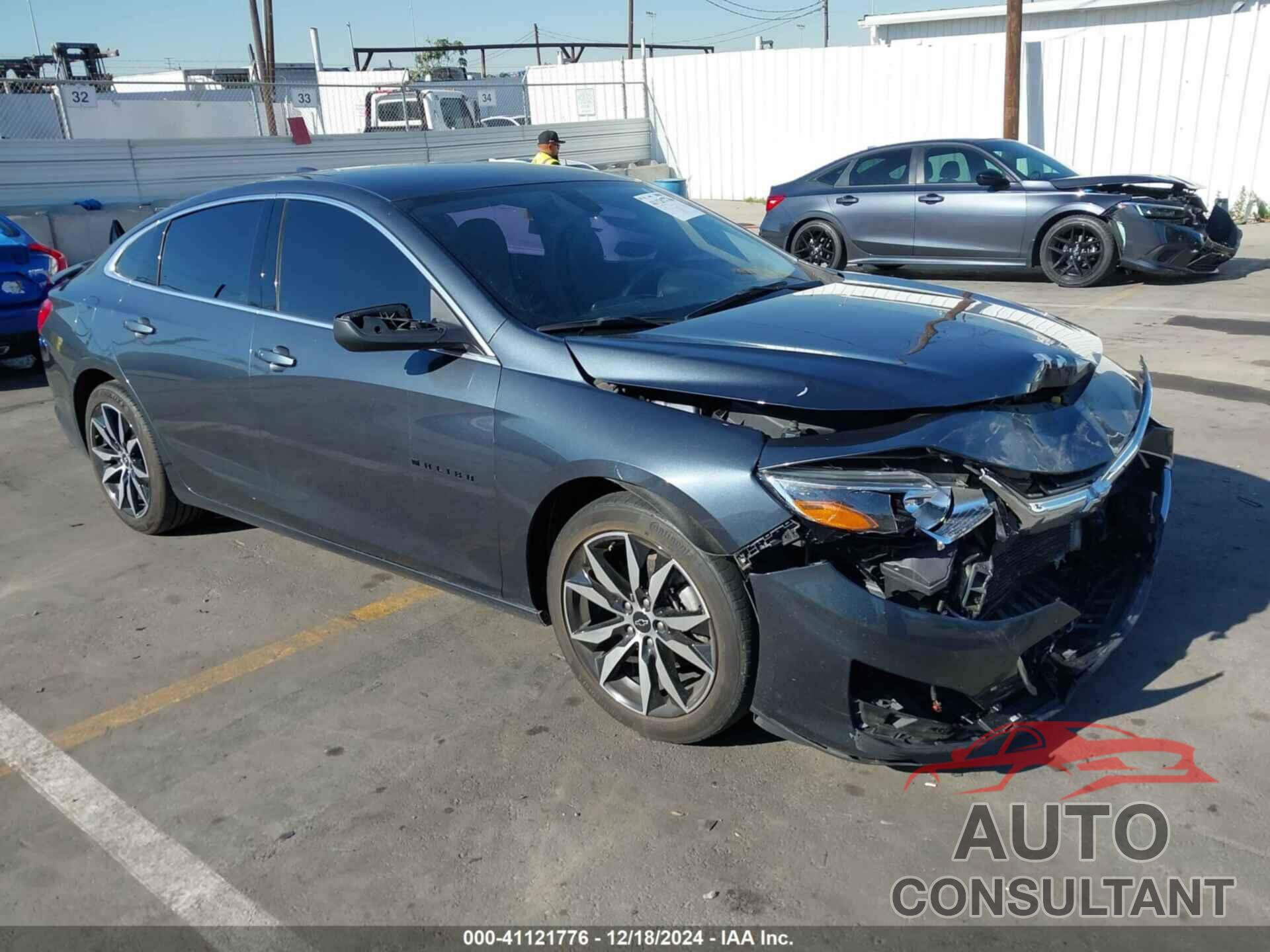 CHEVROLET MALIBU 2020 - 1G1ZG5ST3LF130100