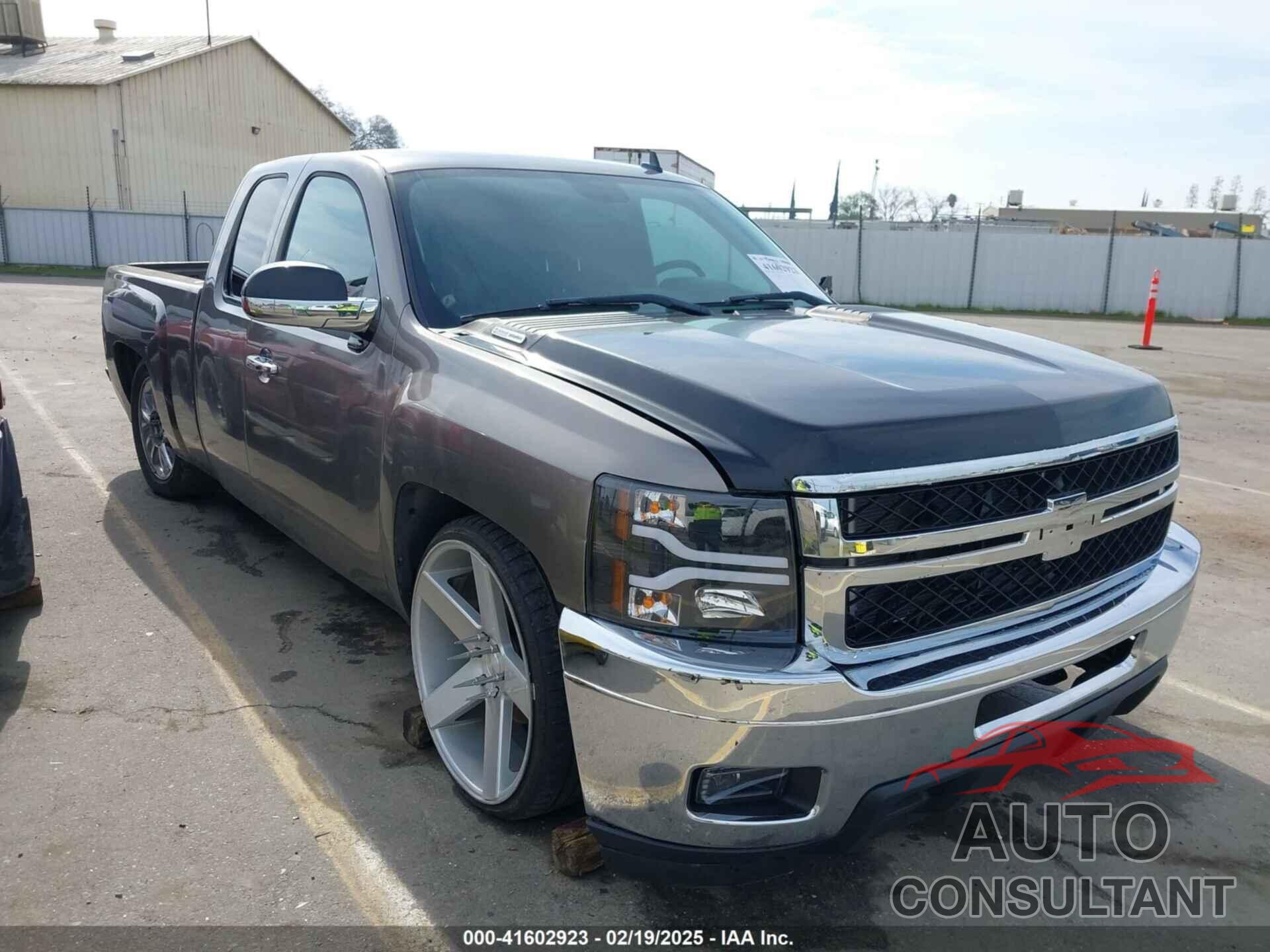 CHEVROLET SILVERADO 1500 2012 - 1GCRCSE04CZ283781